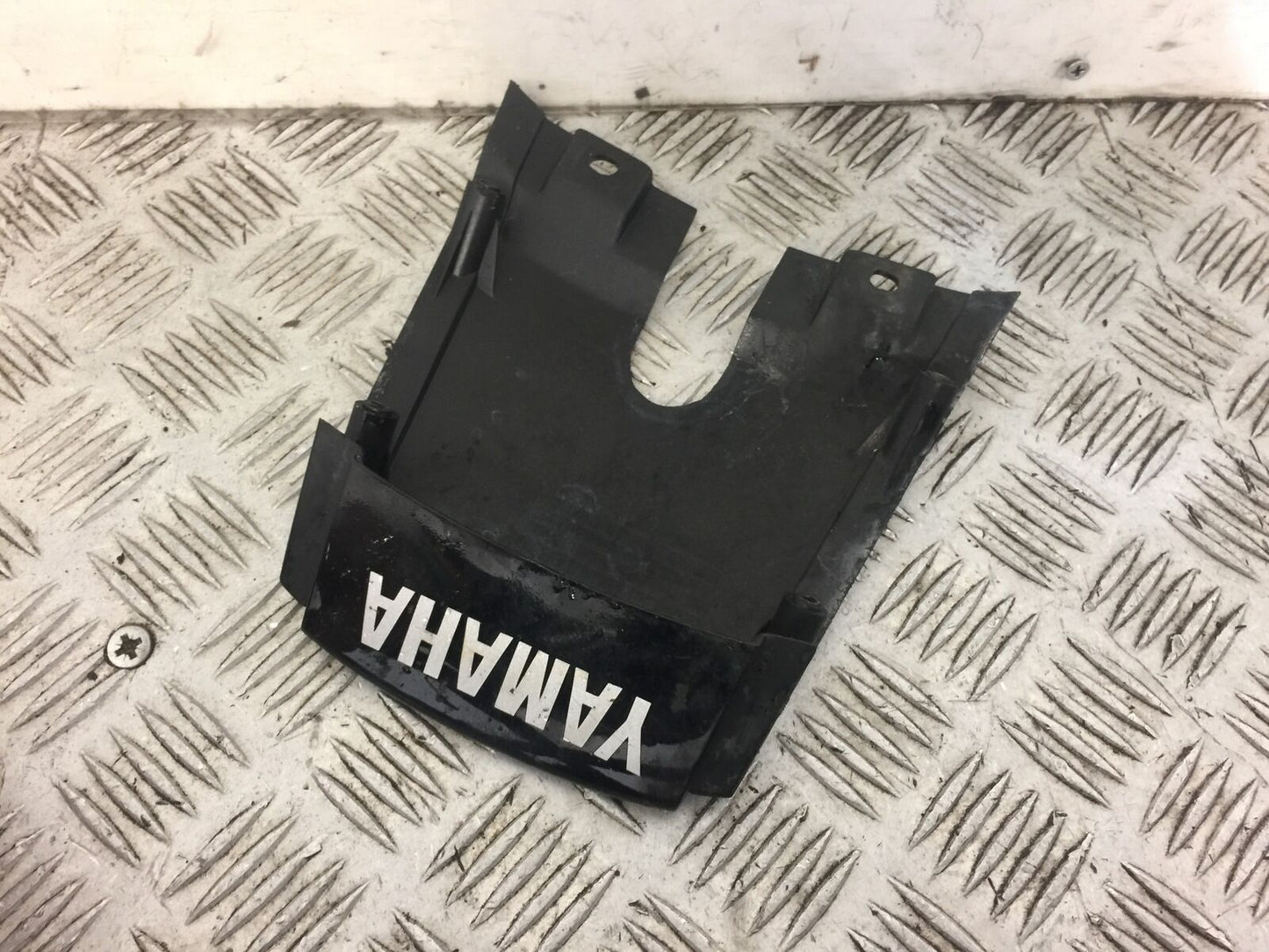 YAMAHA YBR125 YBR 125 TAIL PIECE JOINER YEAR 2011 (STOCK 361)