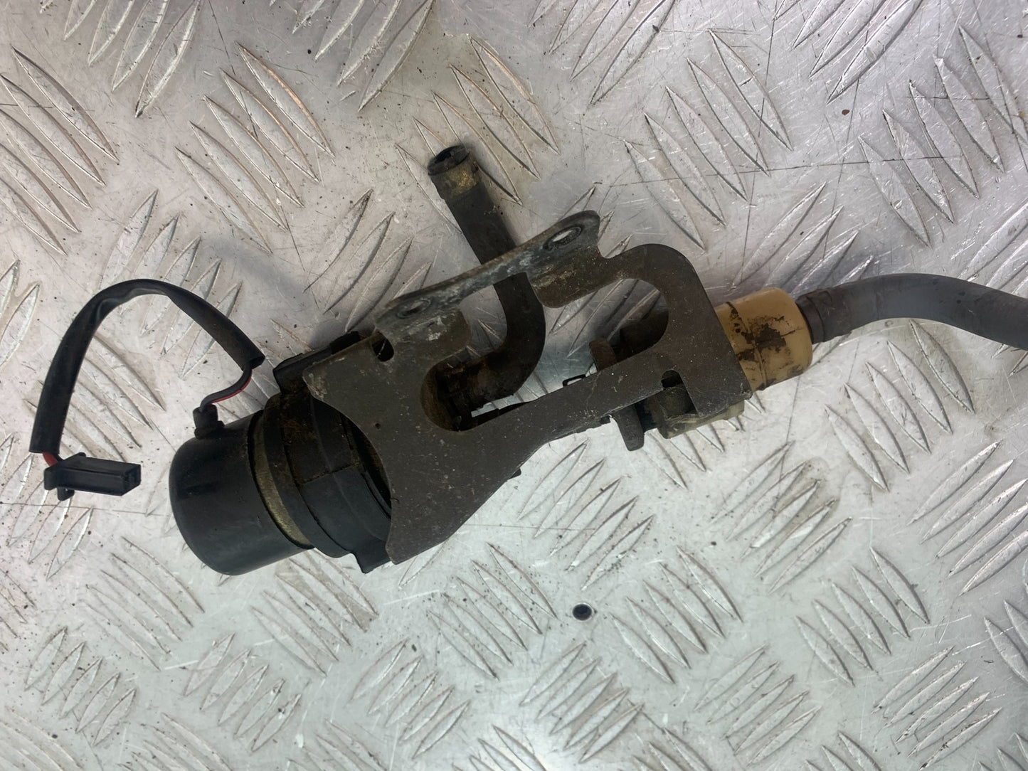 KAWASAKI ZZR1100 D PETROL PUMP YEAR 1993-2001 (CMB1164)