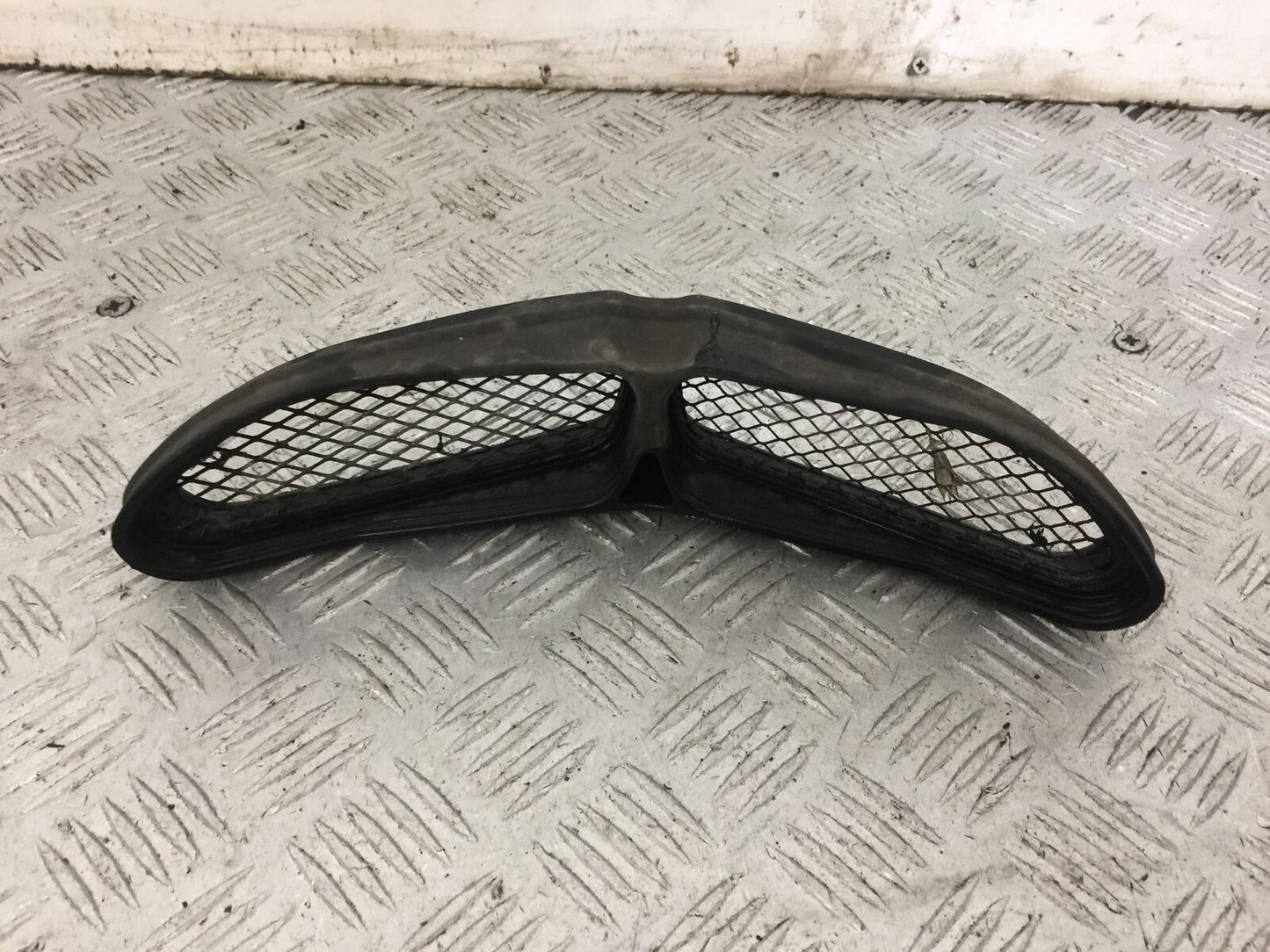 KAWASAKI ZX6R ZX6 J AIR GRILL YEAR 2000 (STOCK 836)