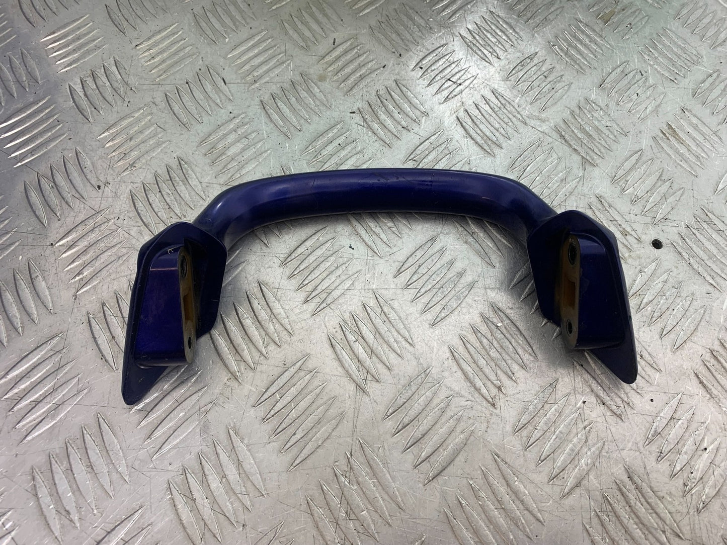 SUZUKI GSF600 GSF 600 BANDIT GRAB RAIL 2000-2004 (CMB1269)