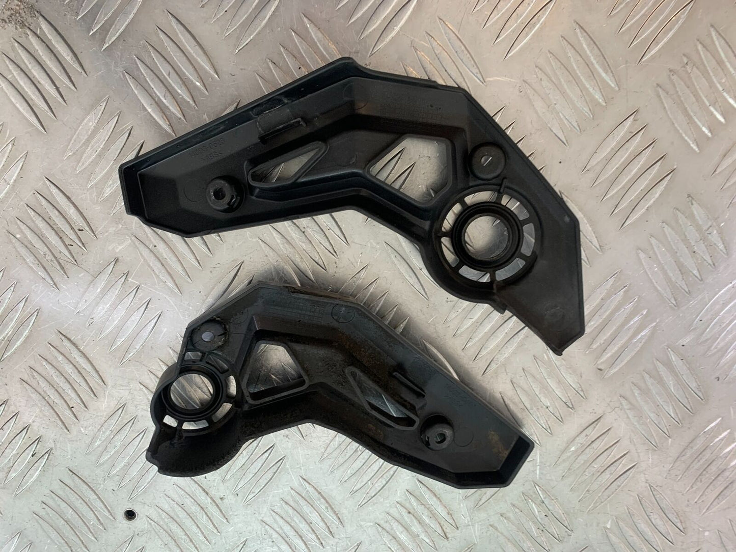 KAWASAKI NINJA 650 HANGER COVERS YEAR 2017-2019 (CMB1018)