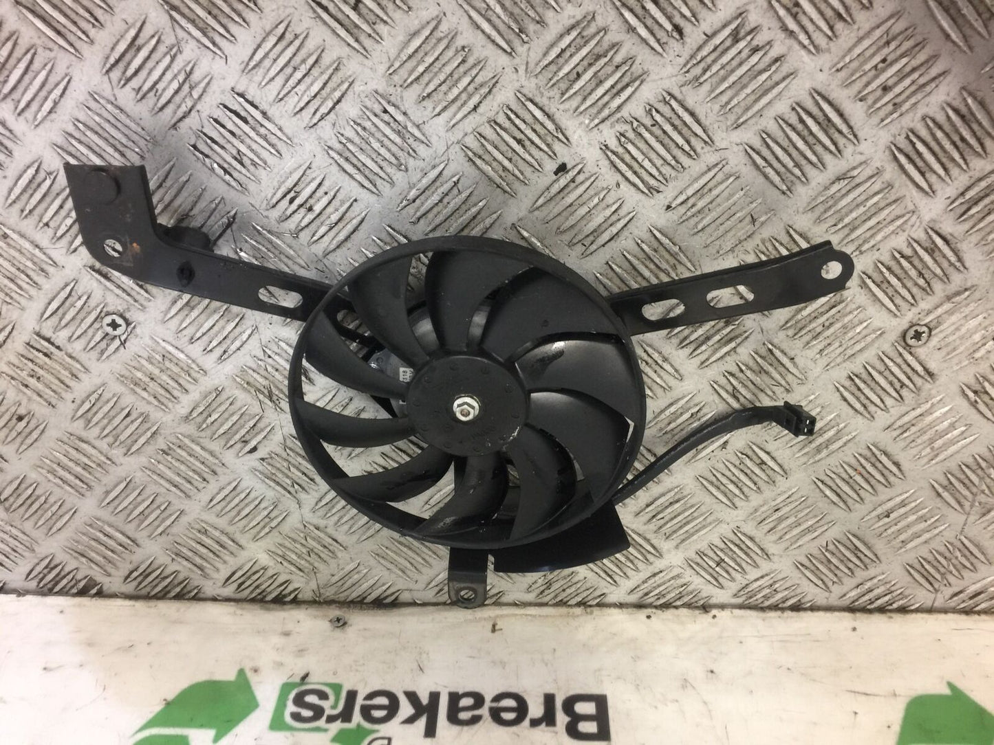 YAMAHA MT07 MT-07 RADIATOR FAN YEAR 2014 (STOCK 467)