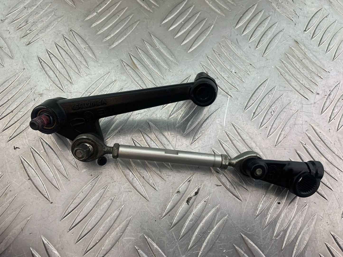 DUCATI DIAVEL 1200 GEAR LEVER YEAR 2014-17 (CMB1054)