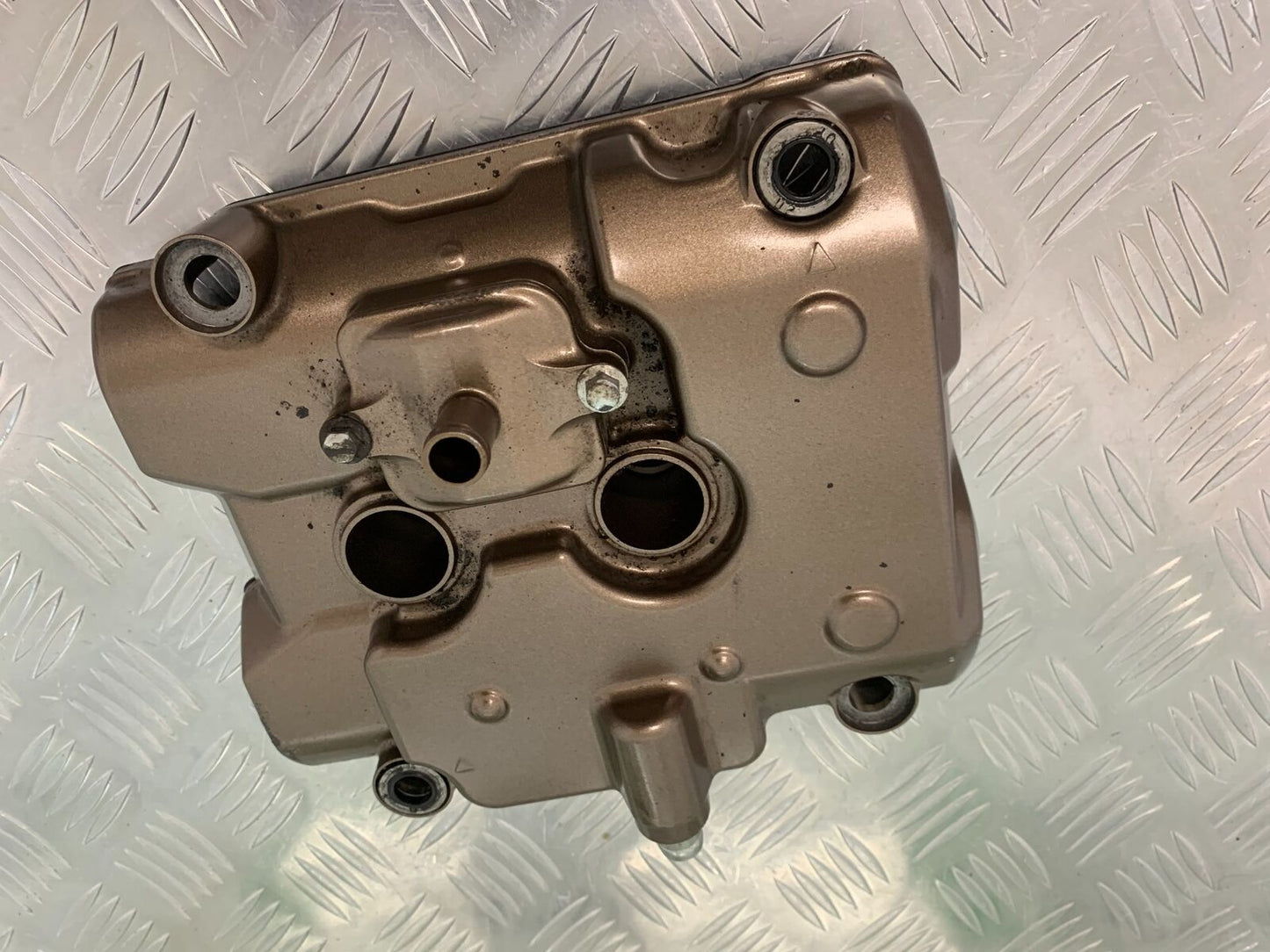 HONDA CB500 f CB500F ROCKER COVER YEAR 2022 (STOCK 951)