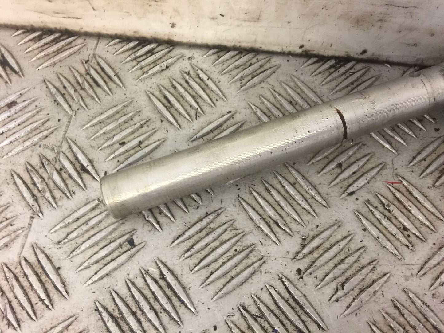 SUZUKI GSXR600 GSXR 600 SRAD LEFT BAR 2000 (STOCK 558)