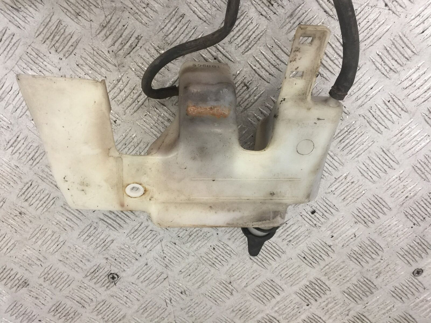 HONDA CB600 CB 600 HORNET COOLANT BOTTLE YEAR 1999-02 (STOCK 865)
