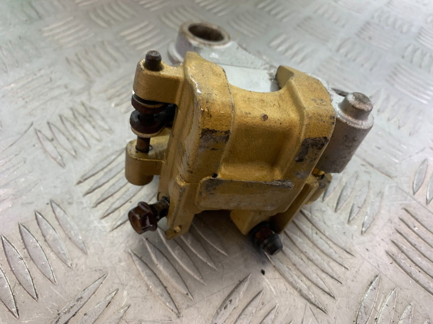 HONDA CBR 929 RRY FIREBLADE REAR BRAKE CALIPER YEAR 2000-01 (CMB1094)