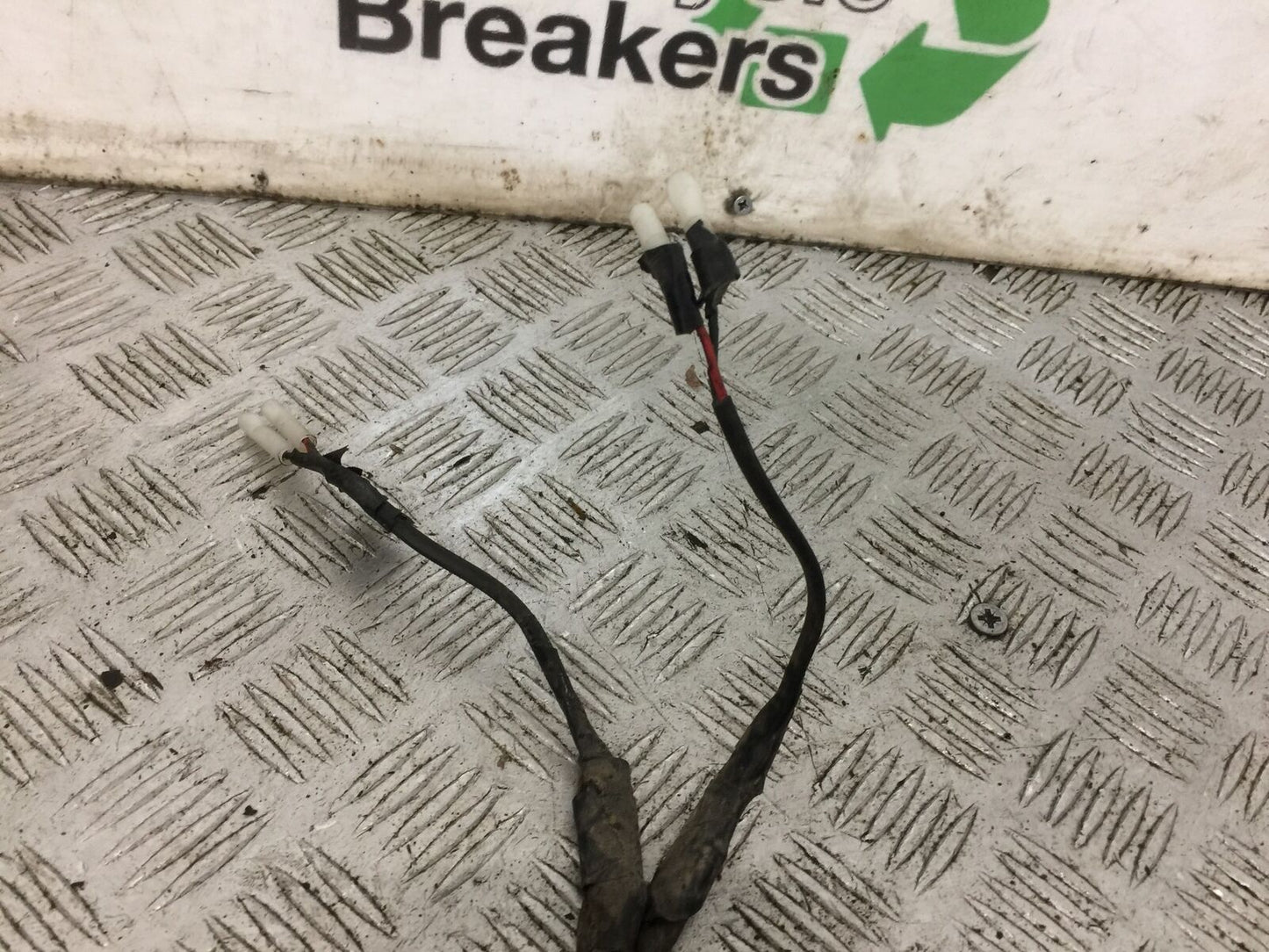 TRIUMPH 900 STREET SCRAMBLER REAR INDICATORS YEAR 2018 (STOCK 896)