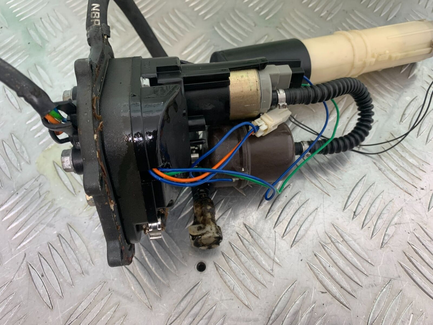 APRILIA FUTURA RST 1000 PETROL PUMP YEAR 2001-2005 (CMB1033)
