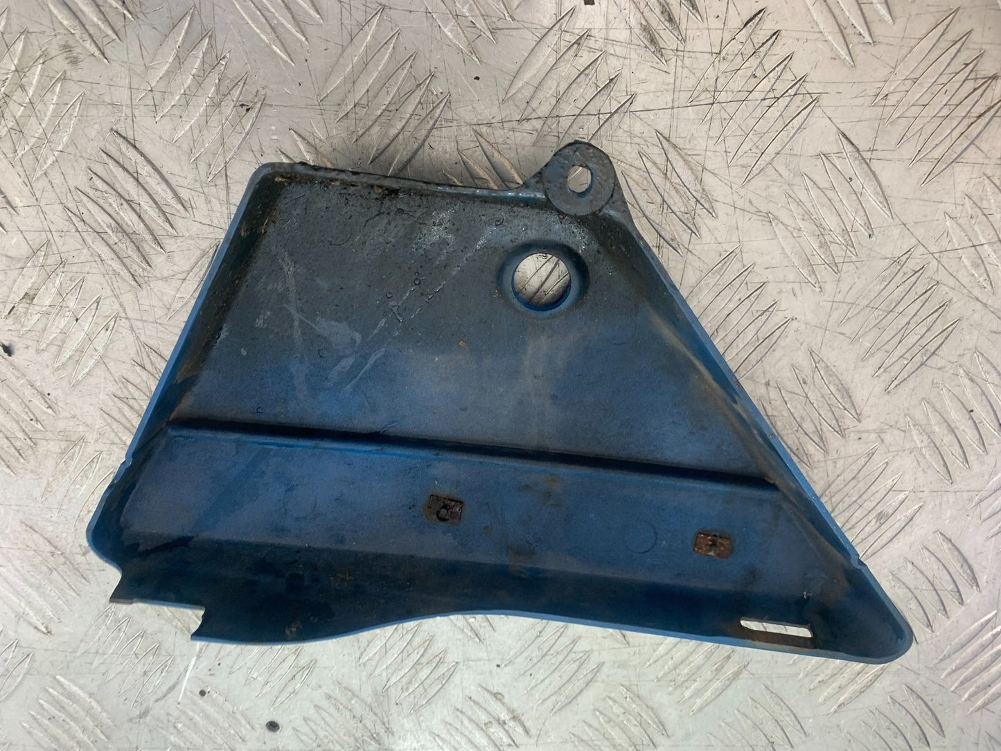 SUZUKI GP100 GP 100 LEFT SEAT PANEL YEAR 1978-1988 (CMB1259)