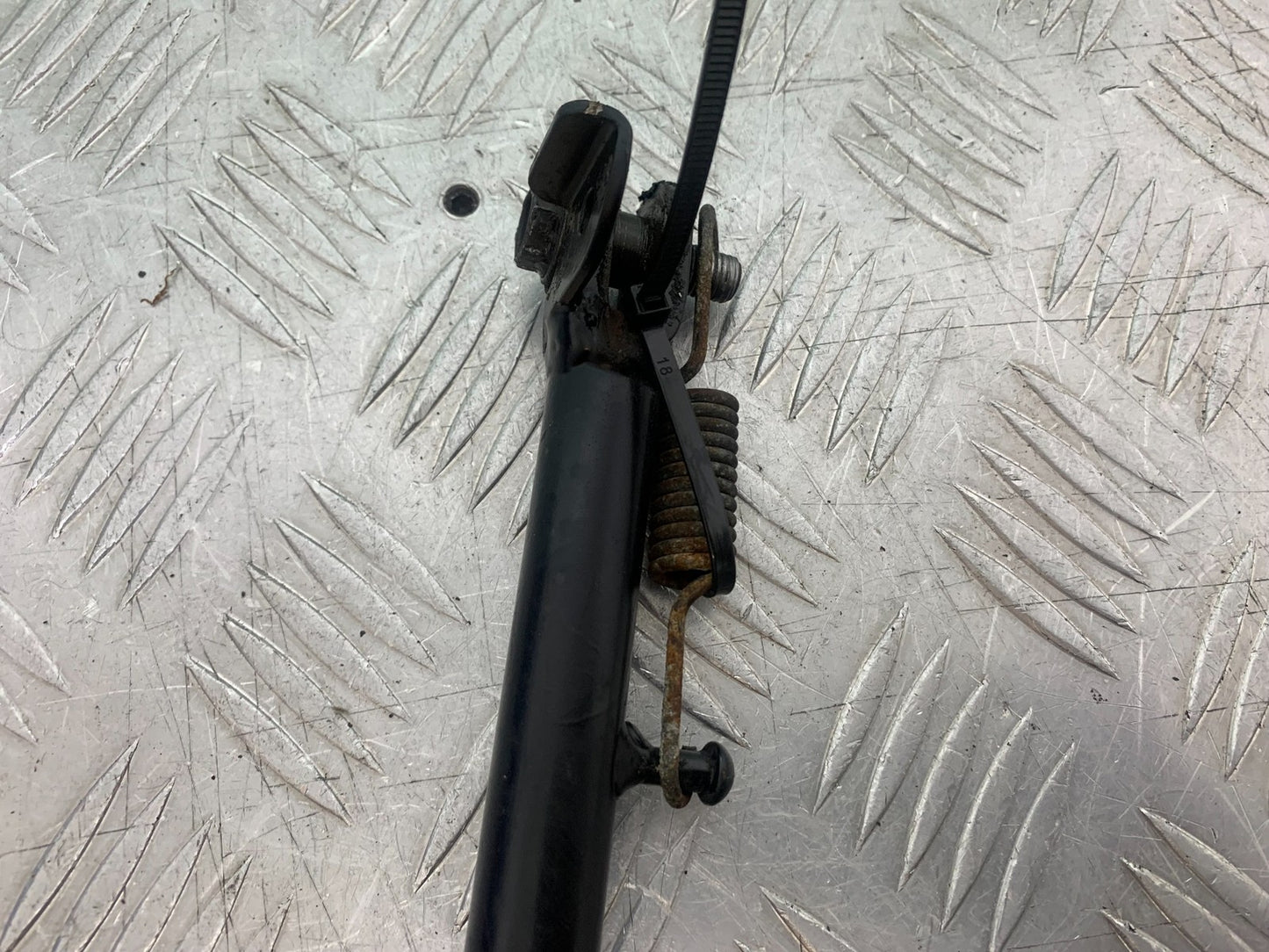 SUZUKI AN 200 UH 200 SIDE STAND YEAR 2007-2009 (CMB1256)