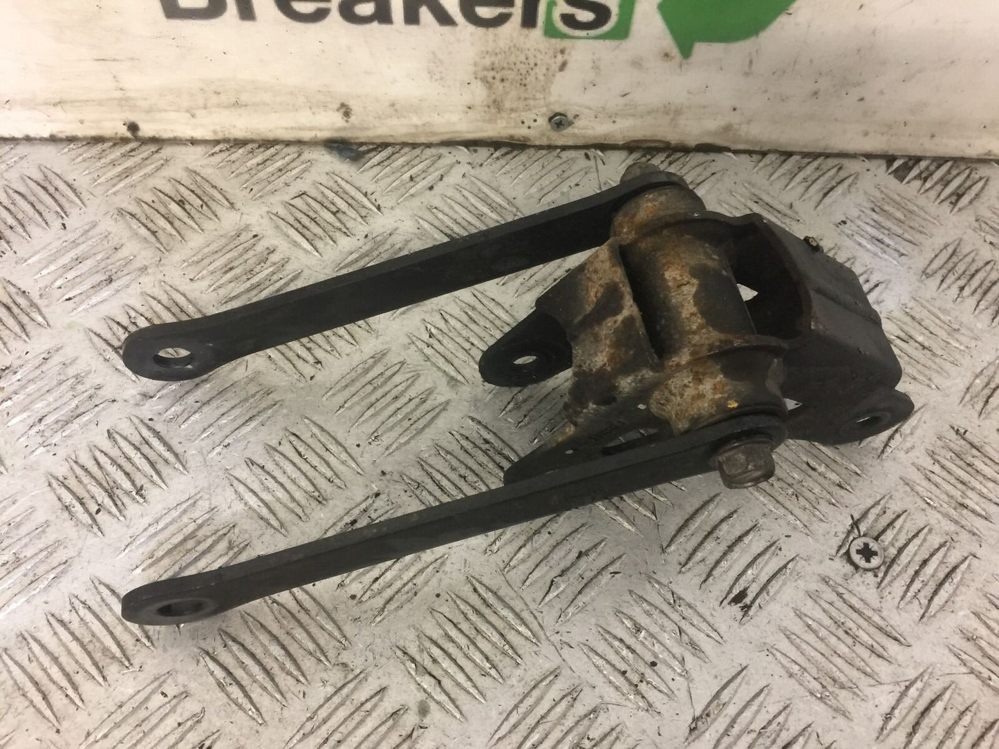 KAWASAKI Z400 Z 400 REAR SHOCK LINKAGE YEAR 2019 (STOCK 672)