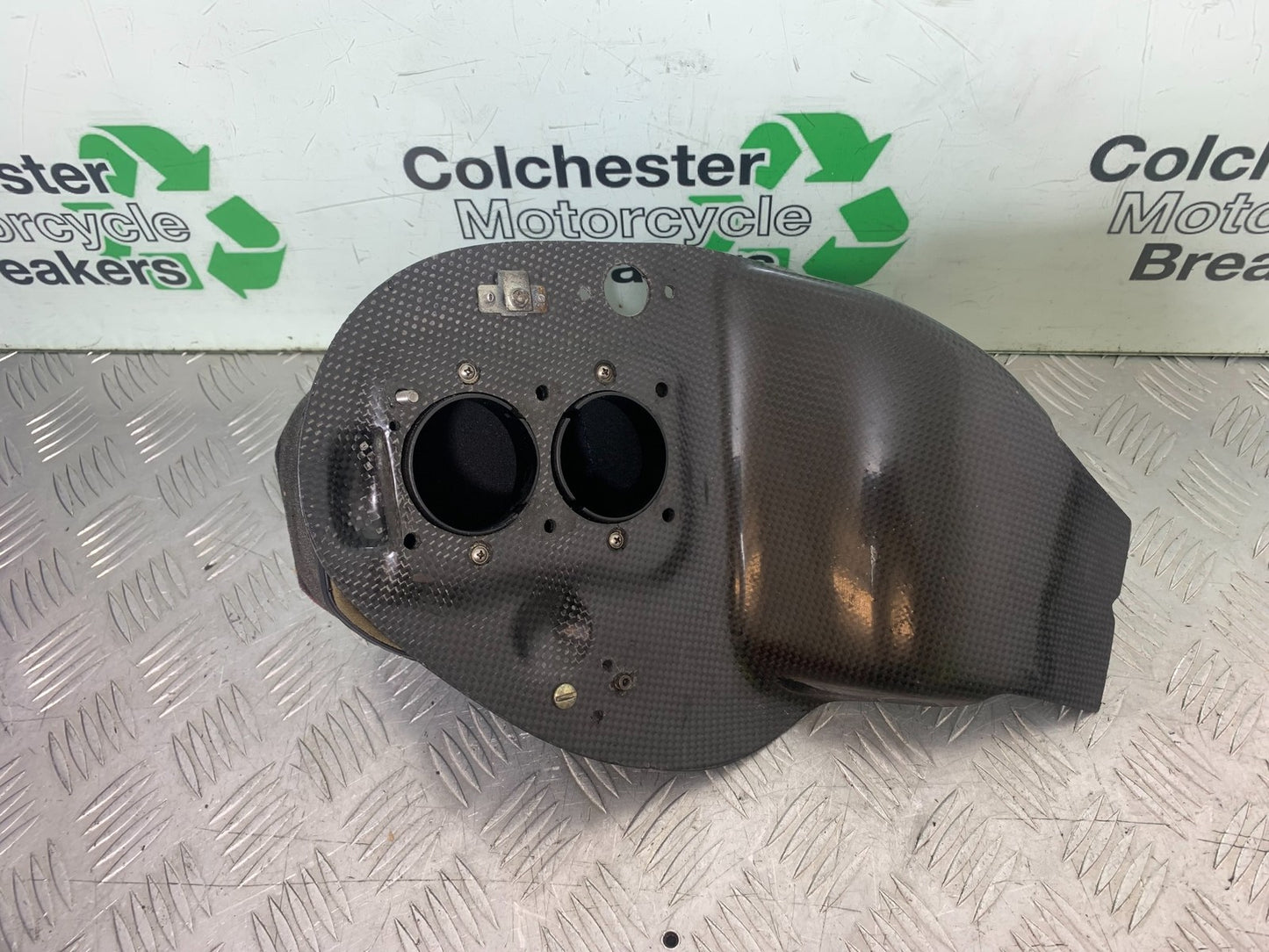 APRILIA RSV1000 R FACTORY MILLE PIPERCROSS AIRBOX 2004-09 (CMB1203)