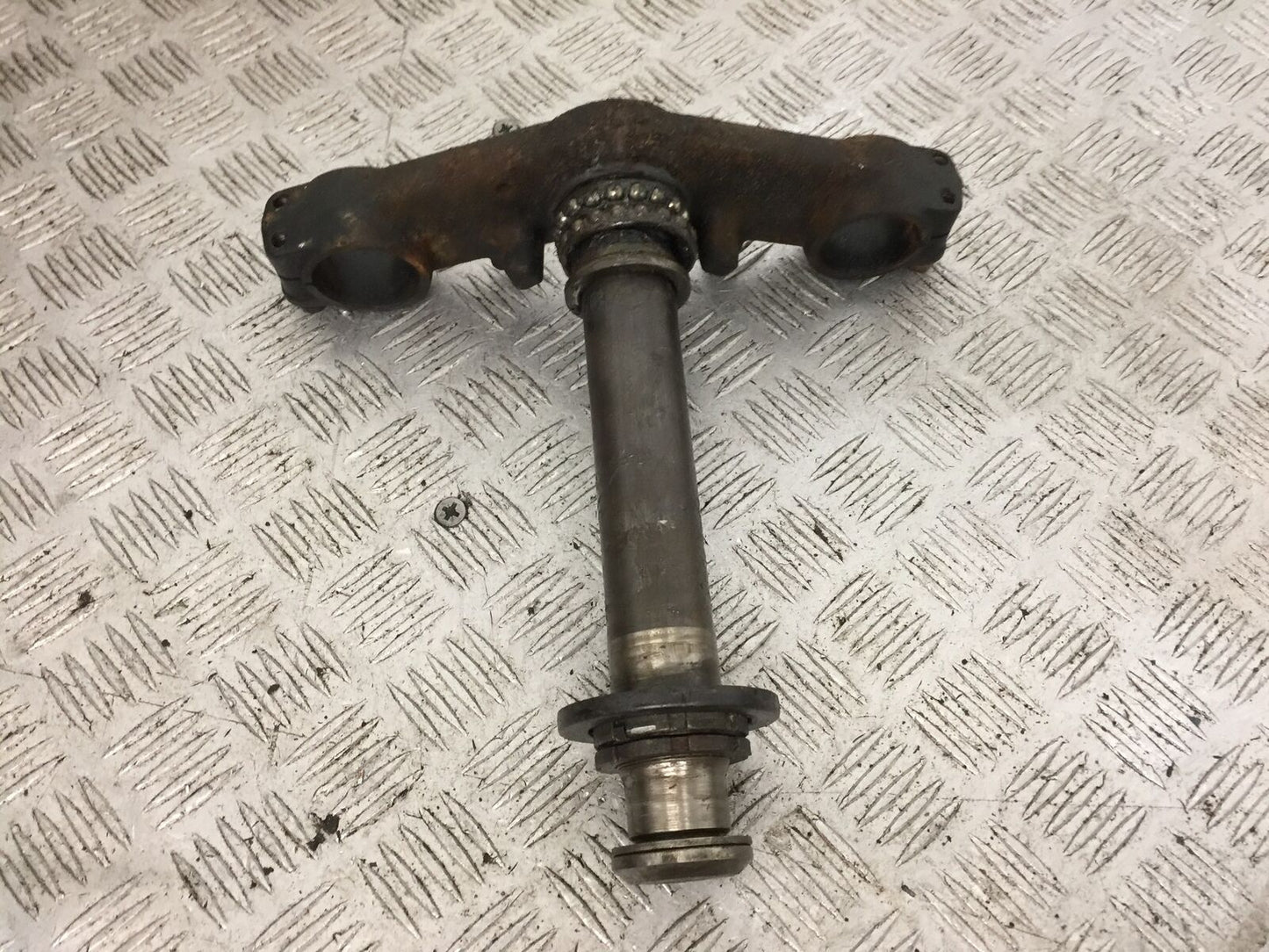 KAWASAKI ER6 F BOTTOM YOKE YEAR 2006-2008 (STOCK 873)