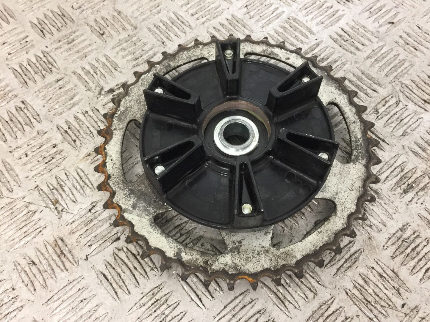 YAMAHA MT07 MT-07 REAR SPROCKET CARRIER YEAR 2019 (STOCK 784)