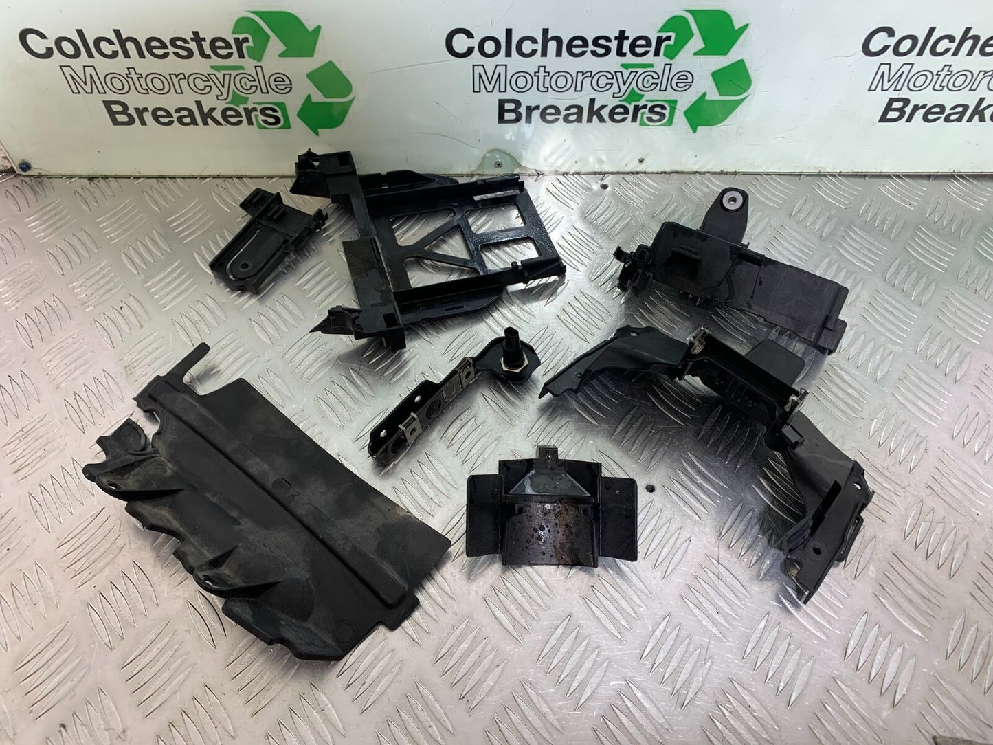 BMW F800 GT INFILL PANELS YEAR 2013-2017 (CMB1031)