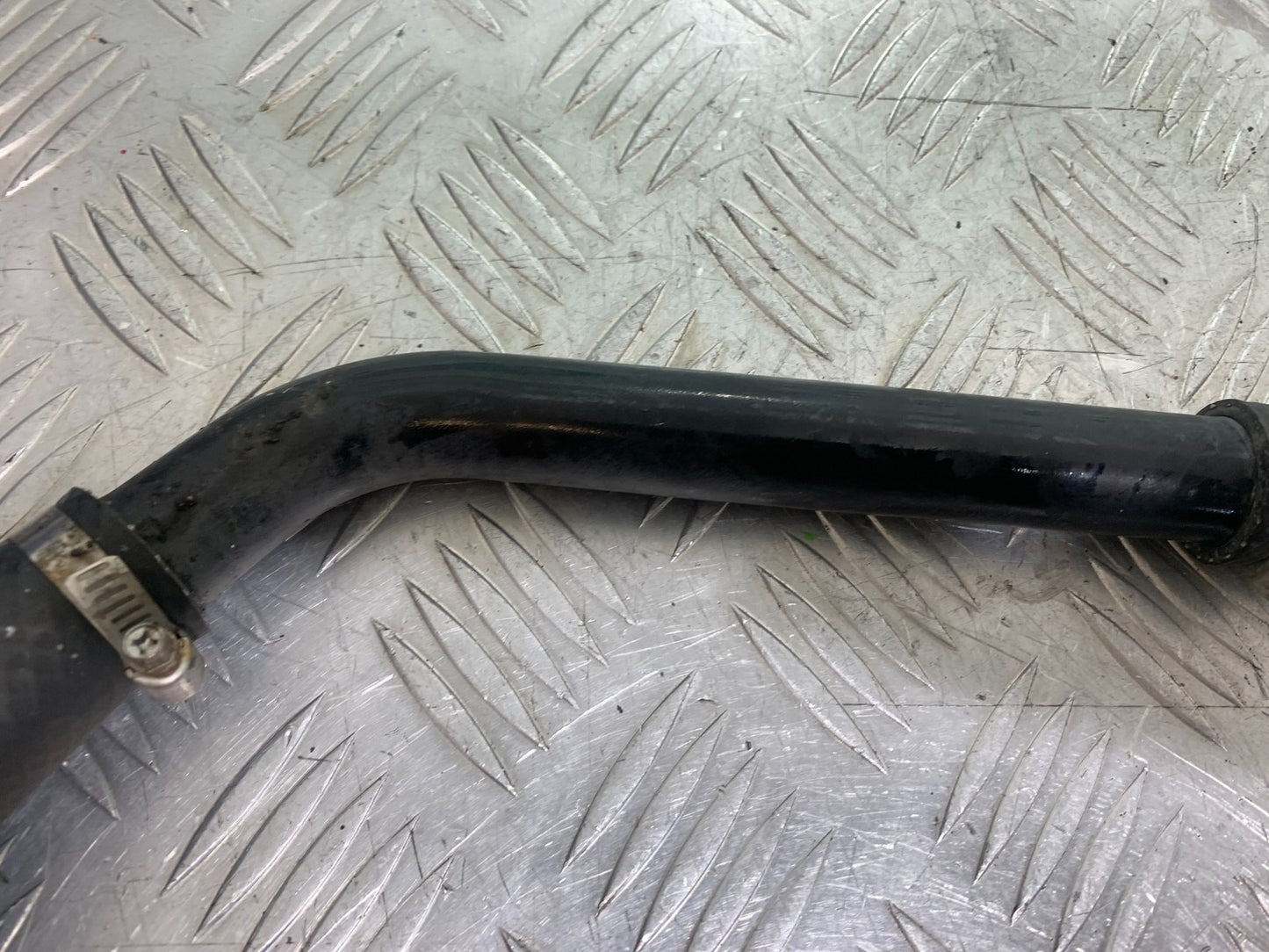 KAWASAKI ZX9R ZX9 E1 WATER PIPE YEAR 2000-01 (CMB1171)