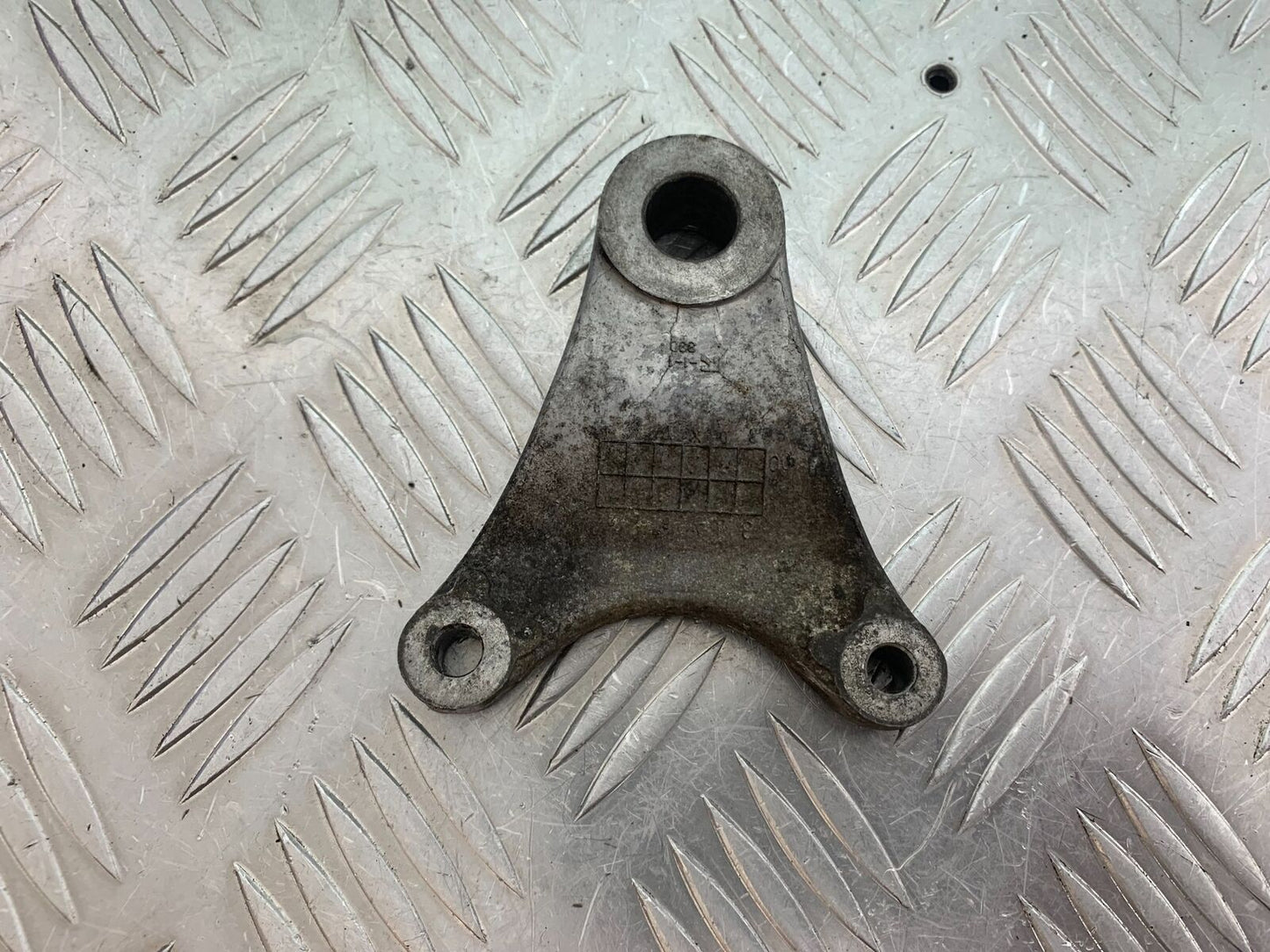 SUZUKI SV650 SV 650 mk1 REAR CALIPER BRACKET YEAR 1999-2002 (CMB1036)