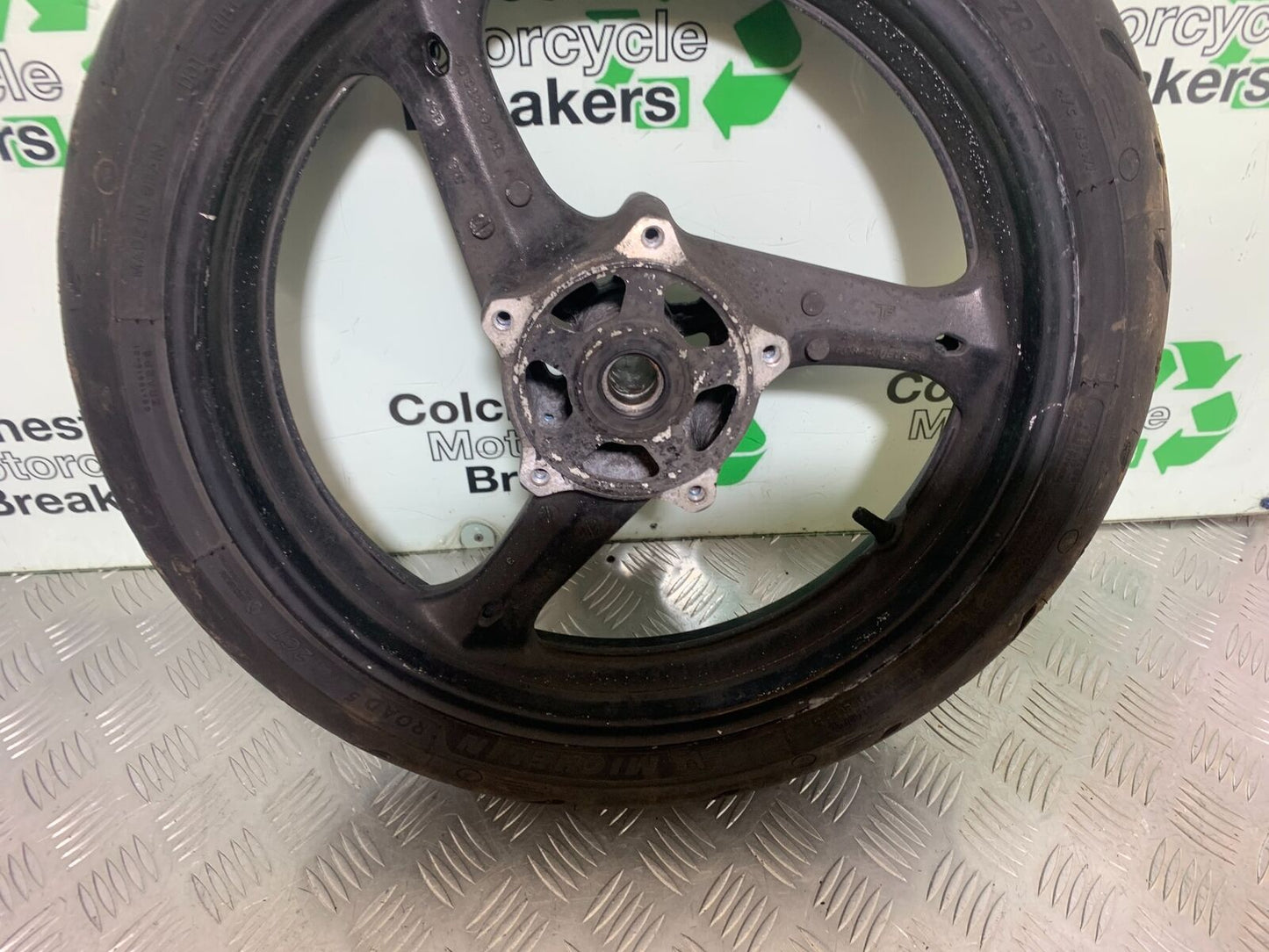 SUZUKI GSF1250 GSF 1250 BANDIT FRONT WHEEL YEAR 2010-14 (CMB1092)