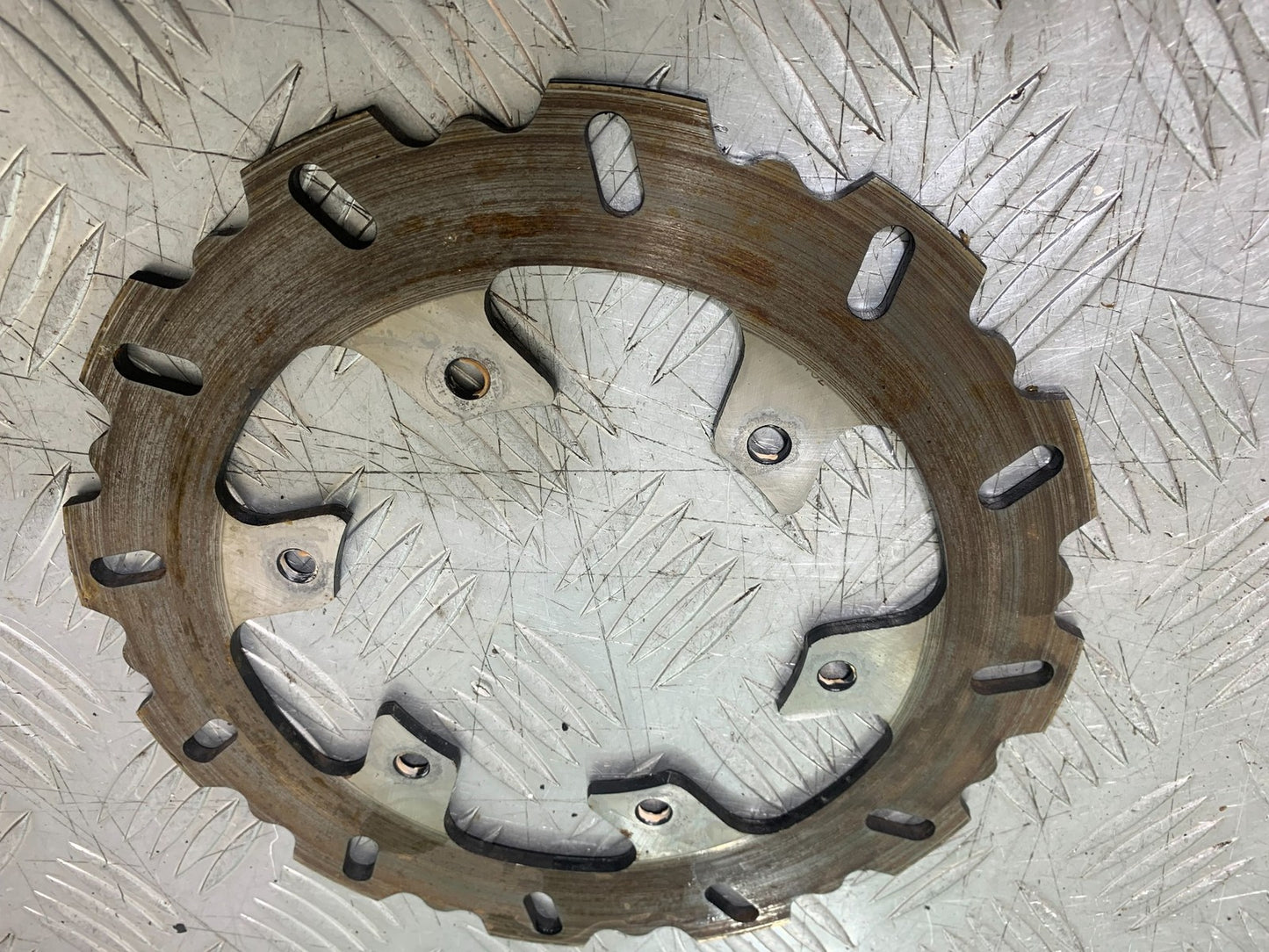 YAMAHA YZF R1 4XV REAR BRAKE DISC YEAR 1998-99 (CMB1291)