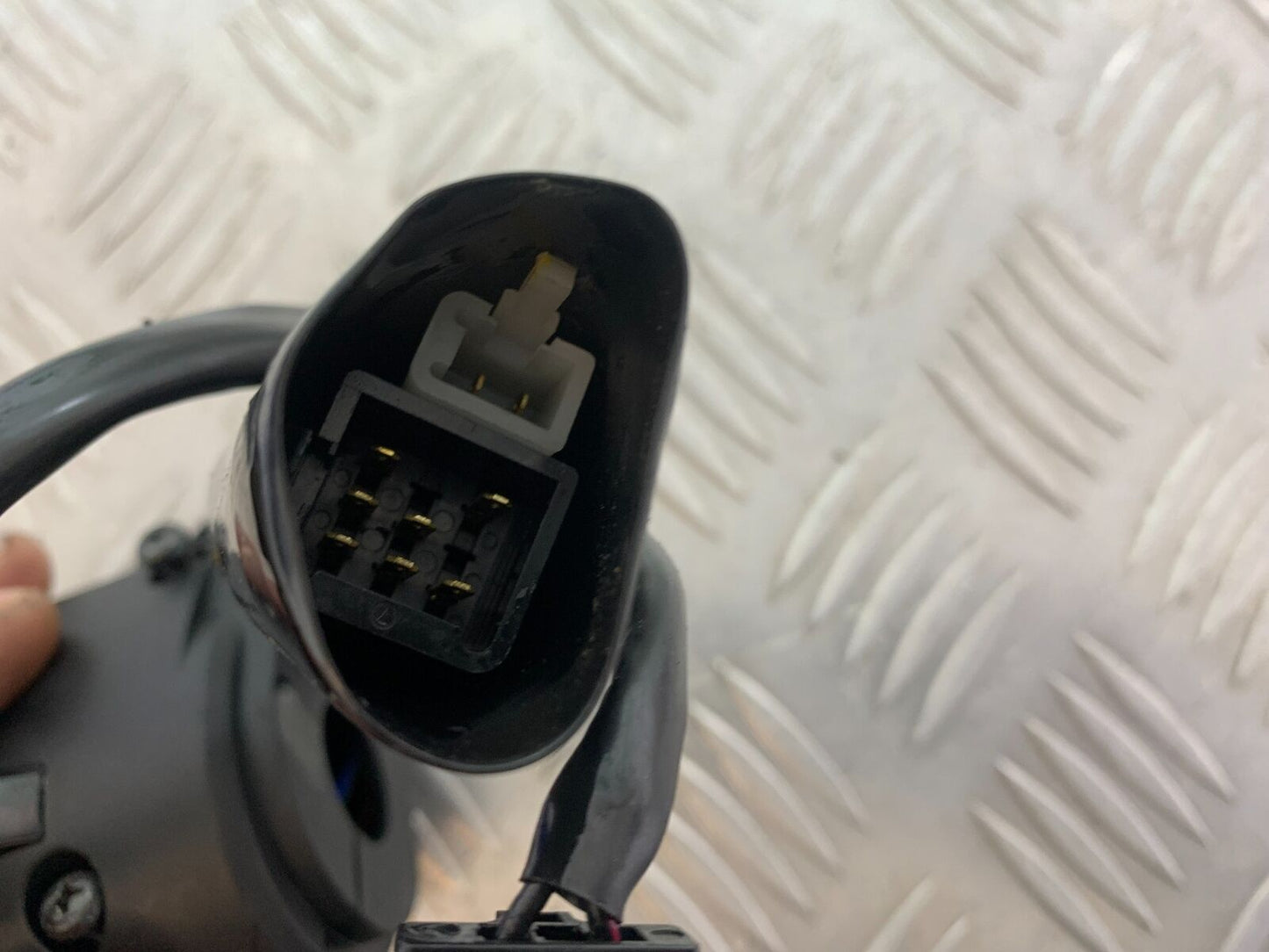 KAWASAKI NINJA 400 EX 400 LEFT SWITCH GEAR YEAR 2024 (CMB 1075)