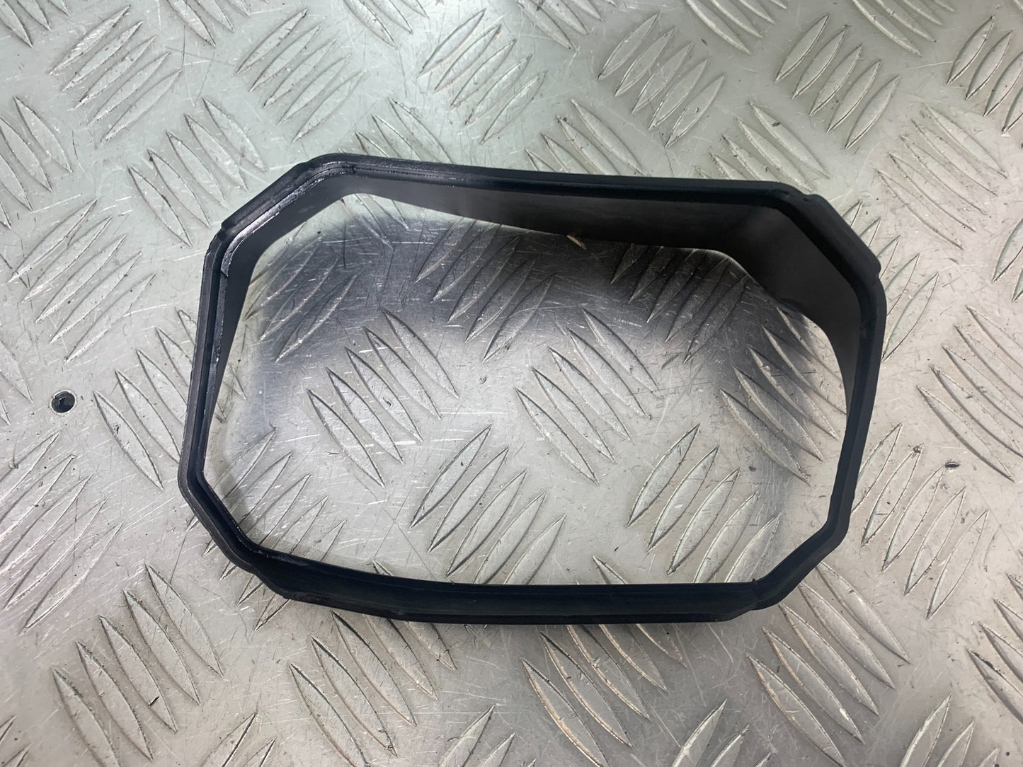 BMW M1000 R SPEEDO TRIM YEAR 2023-2024 (CMB1140)
