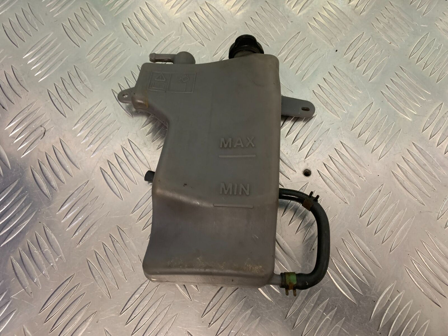 TRIUMPH 1050 SPRINT COOLANT BOTTLE YEAR 2004-2007 (STOCK 956)
