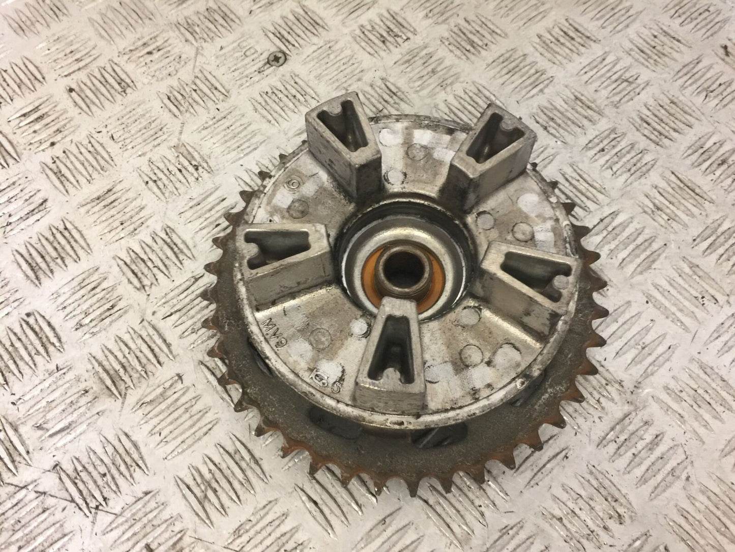 HONDA VT750 VT 750 SHADOW REAR SPROCKET CARRIER YEAR 1998-99 (STOCK 685)