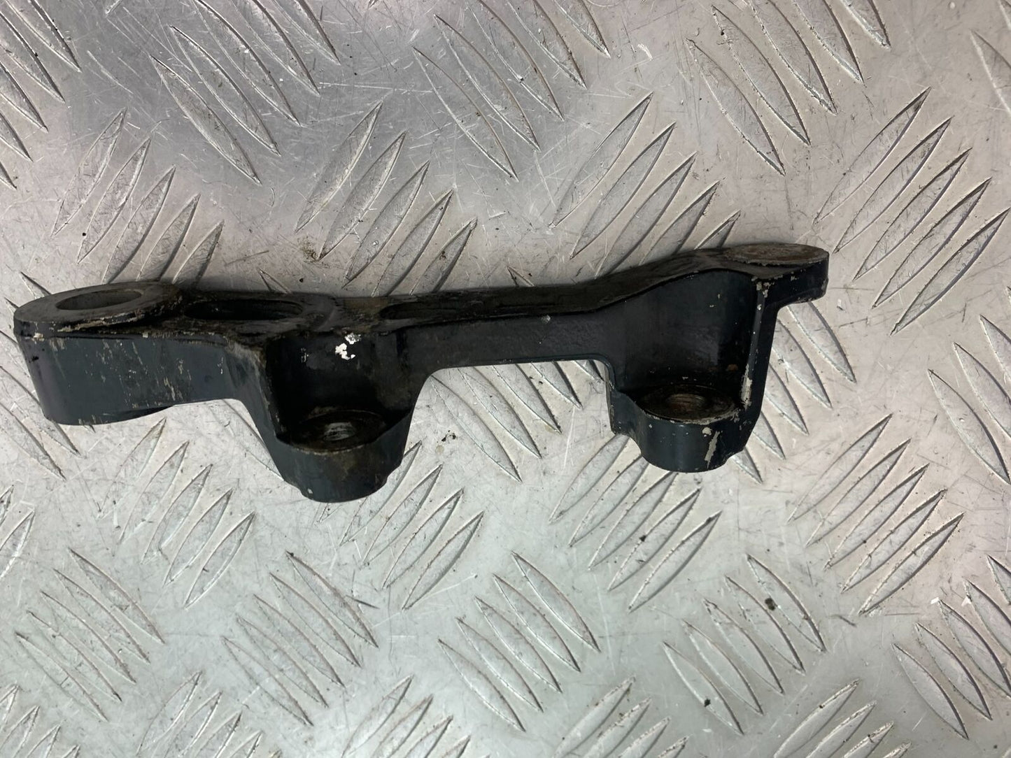 YAMAHA YZF600 YZF 600 THUNDERCAT REAR CALIPER BRACKET 1996-2003 (CMB1105)