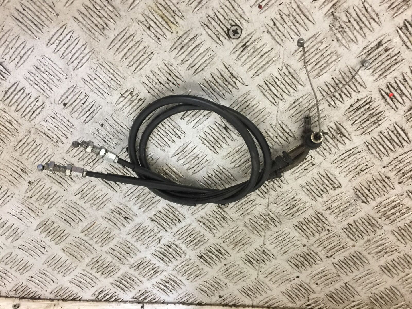 SUZUKI GSXR600 GSXR 600K1 K2 THROTTLE CABLES YEAR 2000