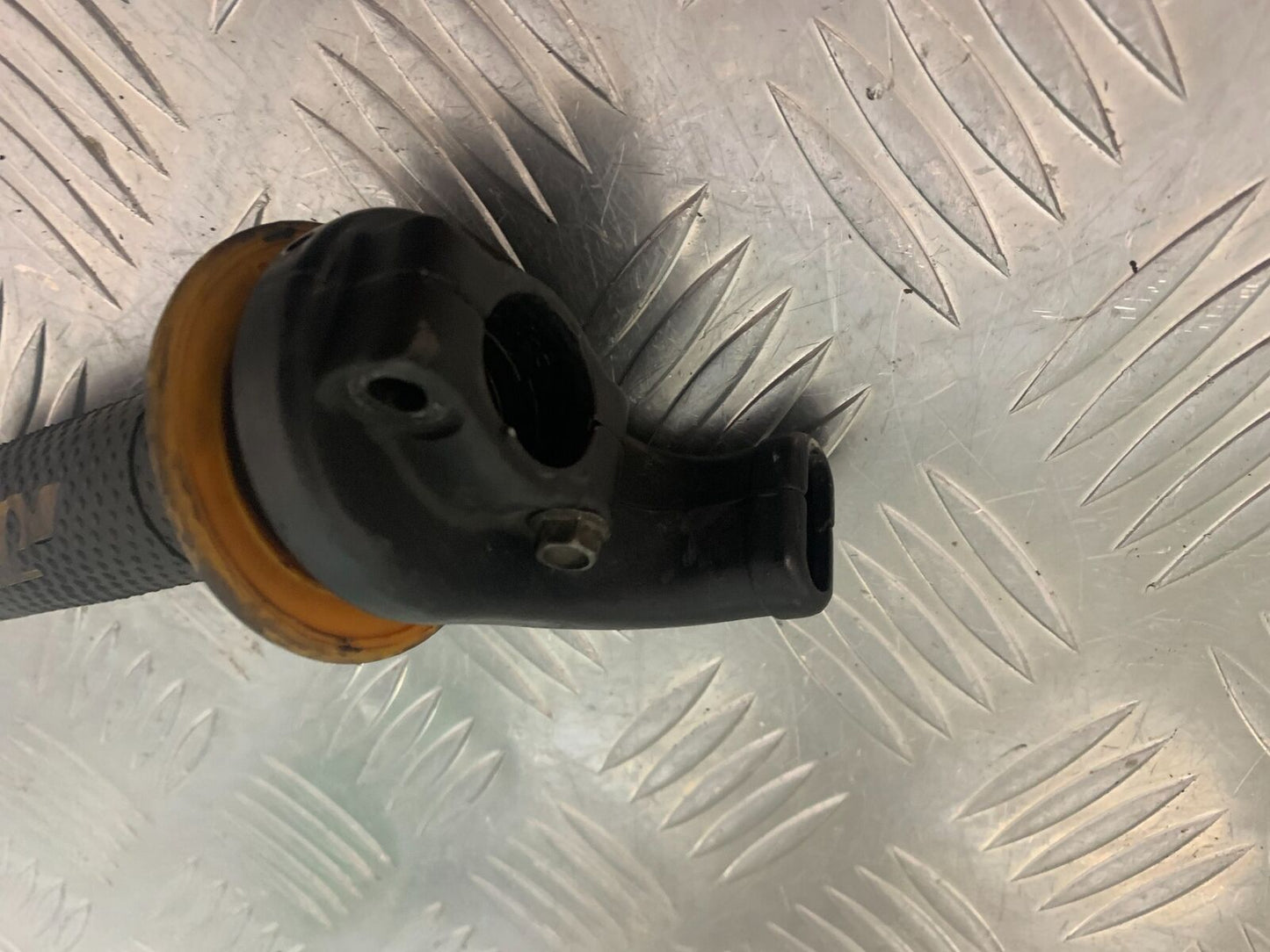 KTM 640 DUKE 2 THROTTLE YEAR 2000-2006 (STOCK 988)
