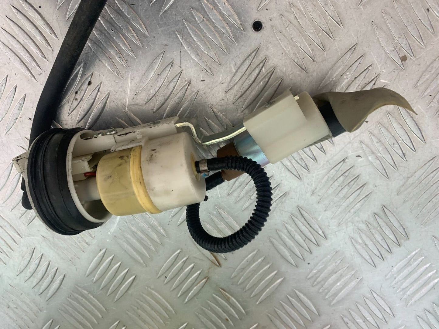 PIAGGIO VESPA GTS 300 PETROL PUMP YEAR 2010 (CMB1062)