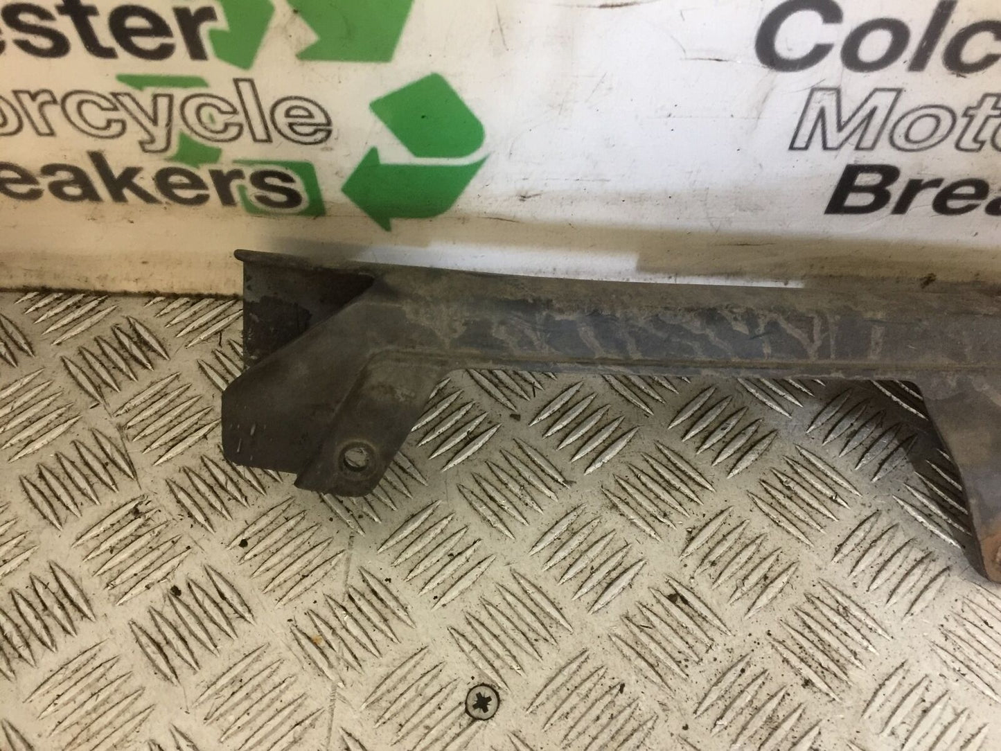 HONDA CB1 CB-1 CB 1 400 CHAIN GUARD YEAR 1989-1990 (STOCK 739)