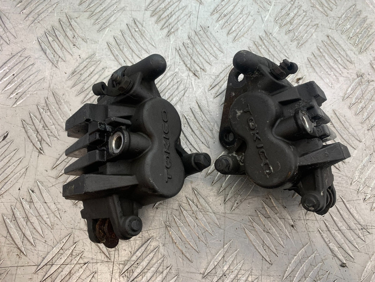 KAWASAKI ER6 F ER6F FRONT CALIPERS (SOLD AS PARTS) YEAR 2005-2008 (CMB1277)