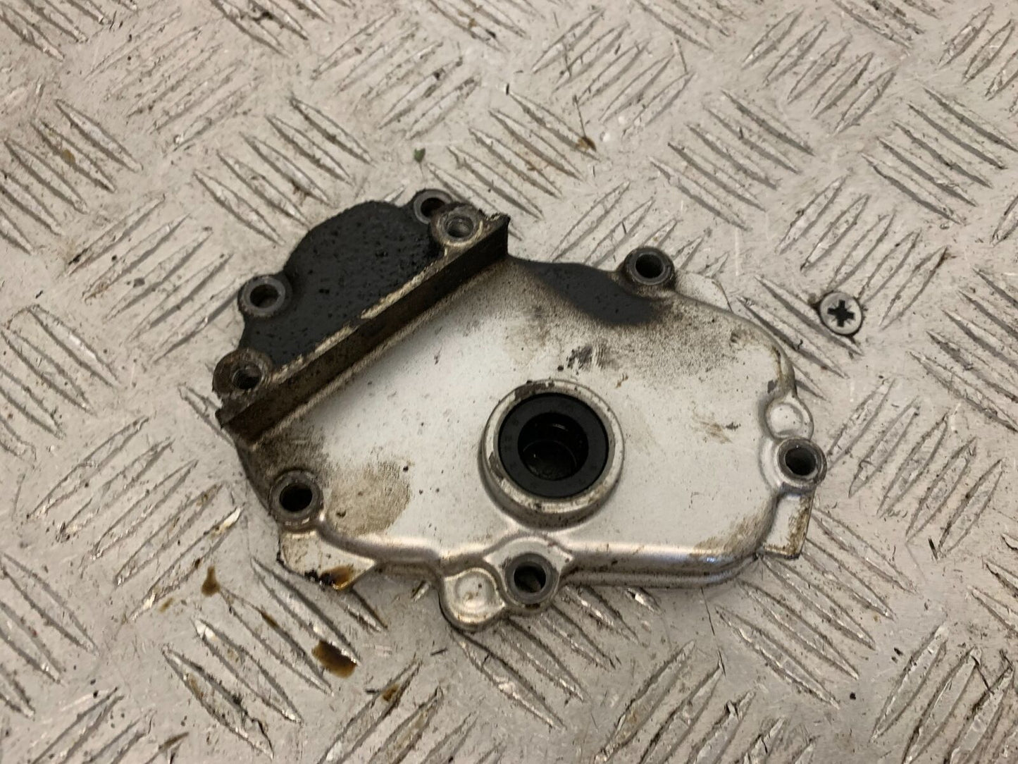 YAMAHA R6 5EB GEARSHAFT COVER YEAR 1999-2002 (STOCK 823)