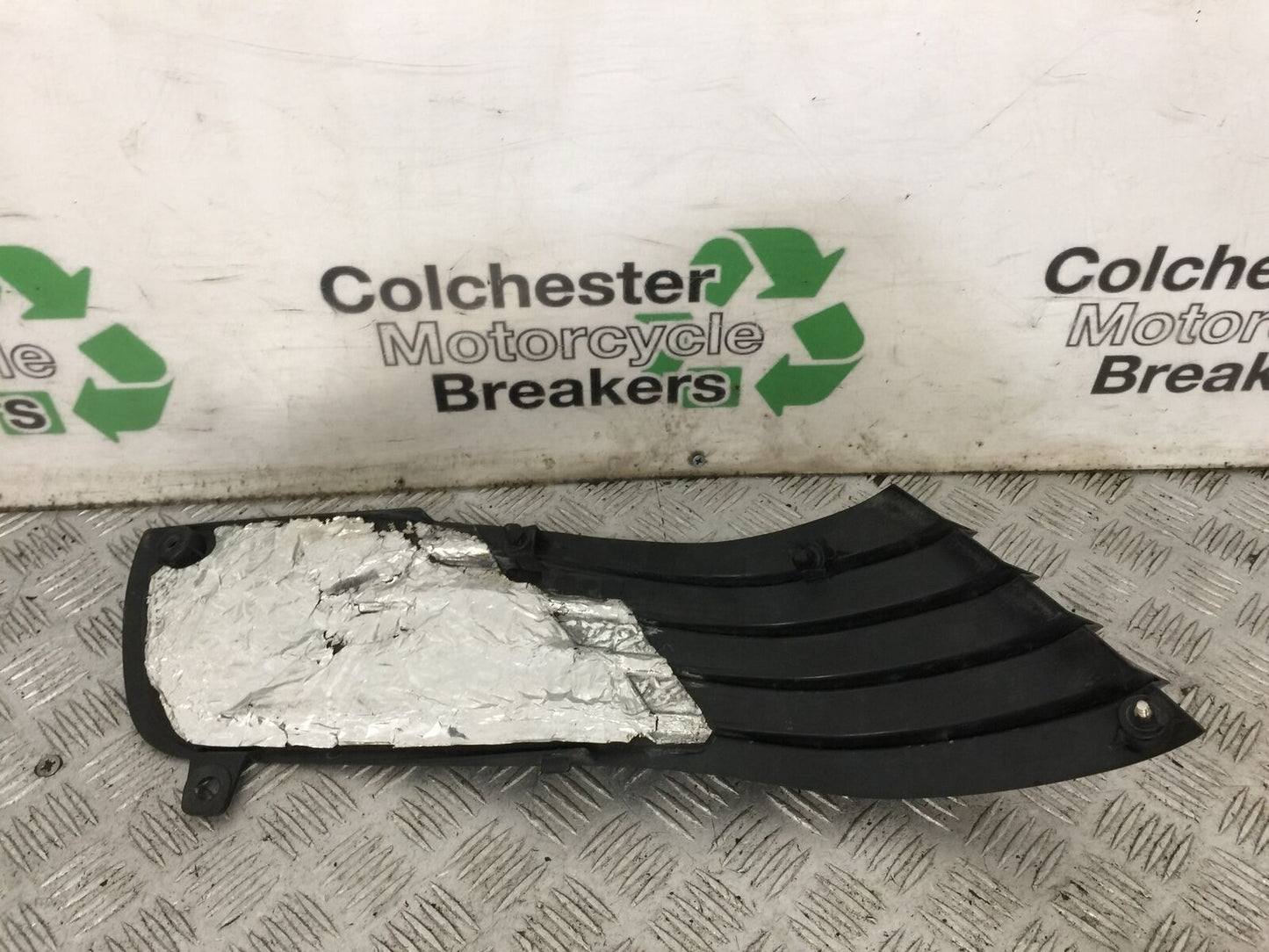 KAWASAKI ZZR1400 ZZR 1400 RIGHT INFILL PANEL YEAR 2007-11(STOCK 893)