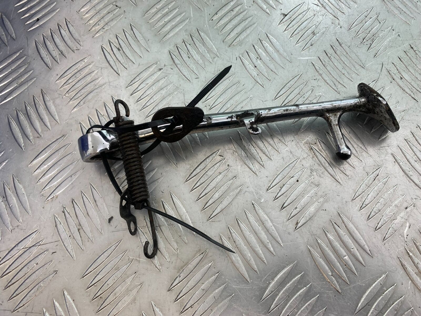 YAMAHA FJ1100 FJ 1100 SIDE STAND YEAR 1984-1985 (CMB1101)