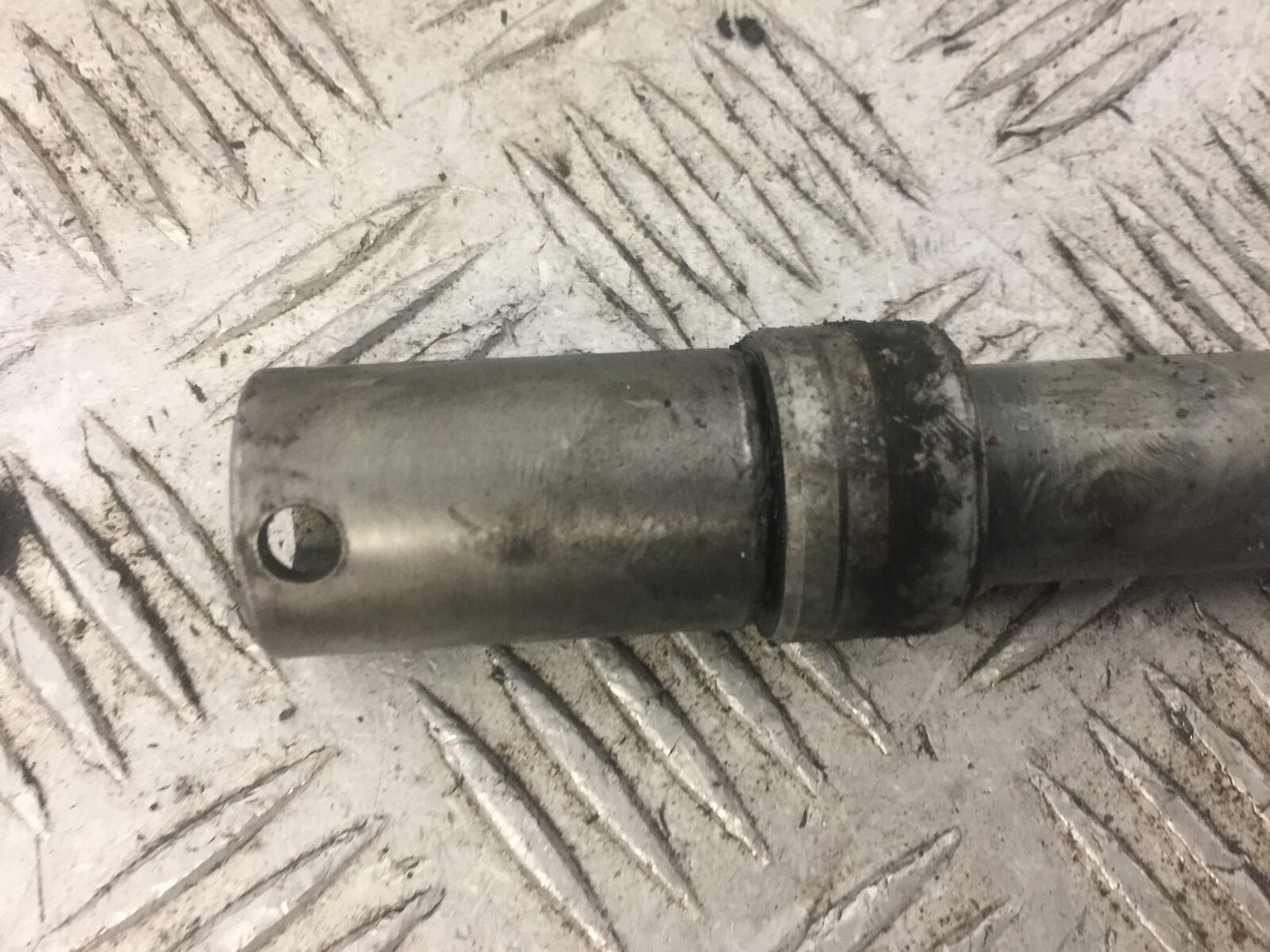 HONDA CRF1000 AFRICA TWIN FRONT WHEEL SPINDLE YEAR 2016-2019 (STOCK 695)