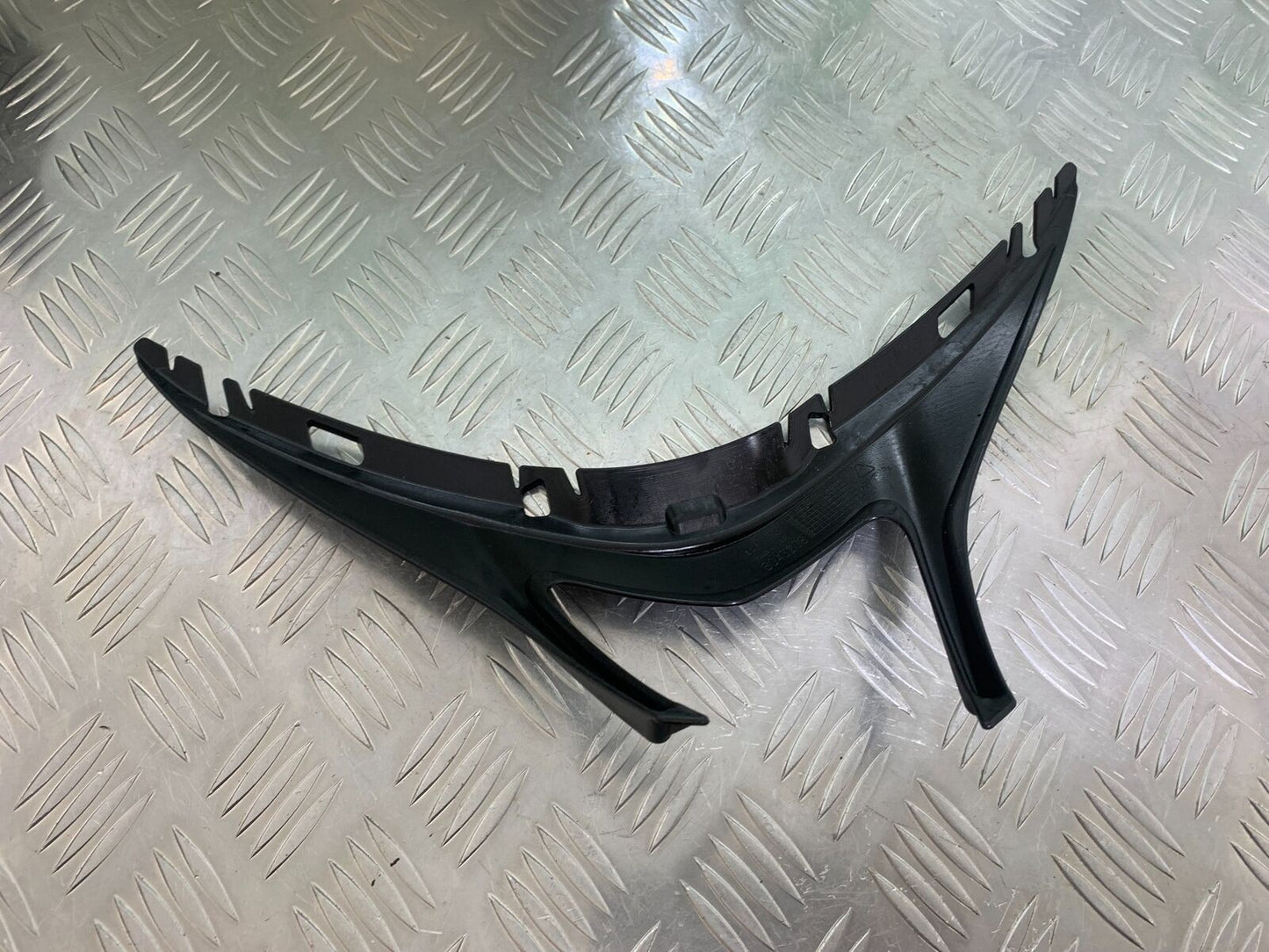 APRILIA RS4 125 INFILL PANEL YEAR 2011-2016 (STOCK 994)