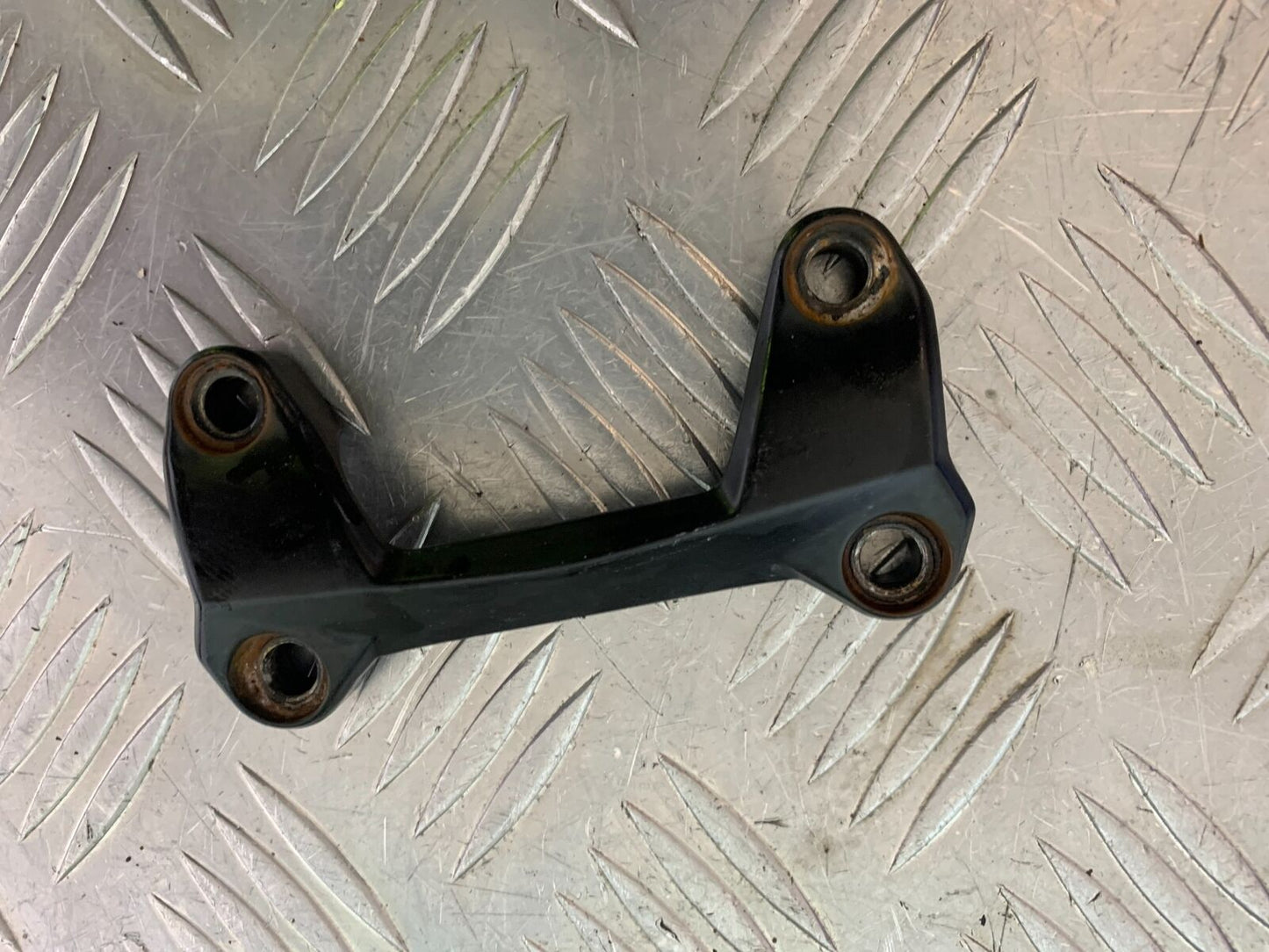 KTM 125 DUKE HANDLEBAR CLAMP YEAR 2018-2023 (CMB1083)