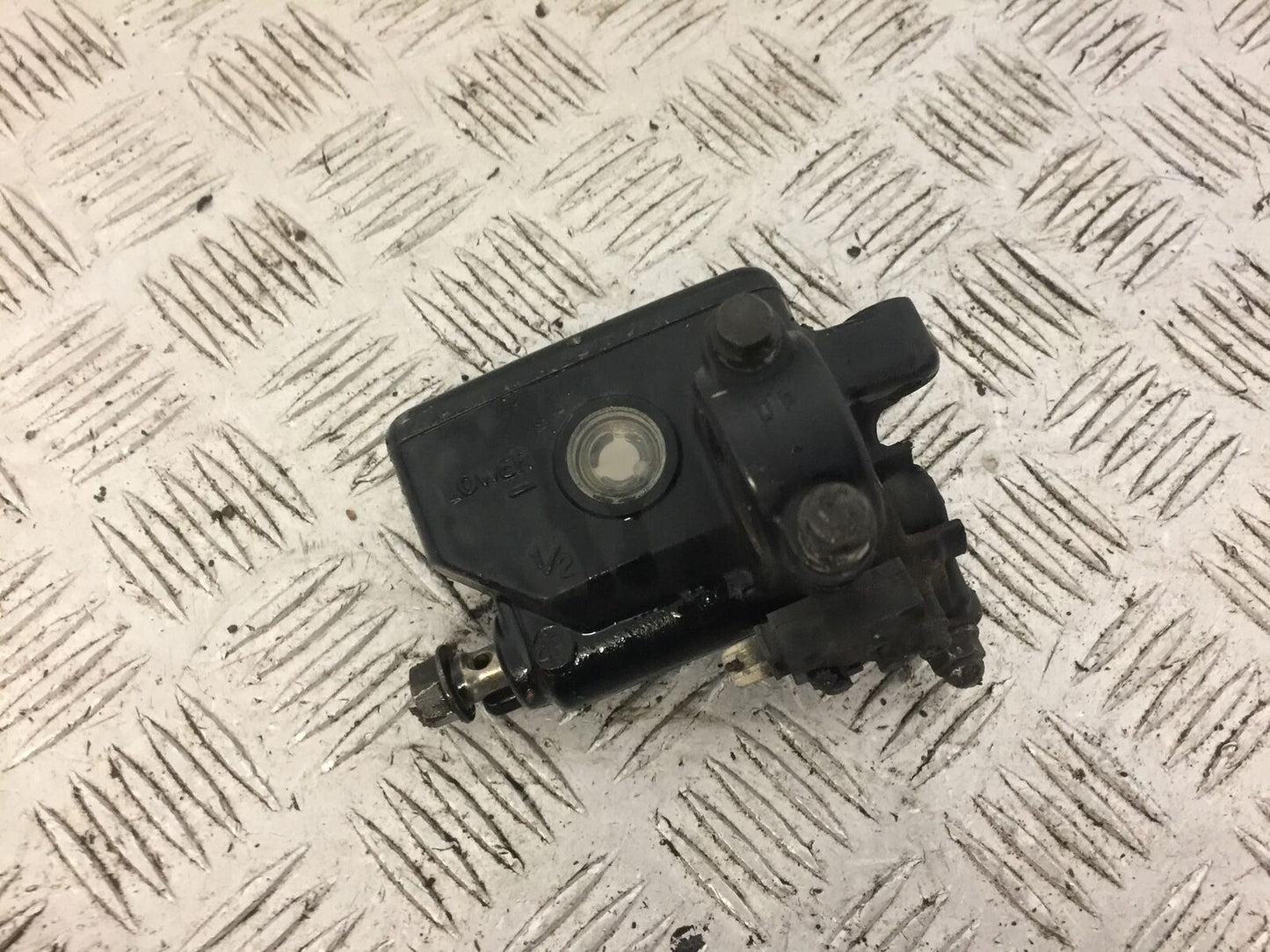 HONDA CBF600 CBF 600 FRONT BRAKE MASTER CYLINDER YEAR 2004-2006 (STOCK 700)