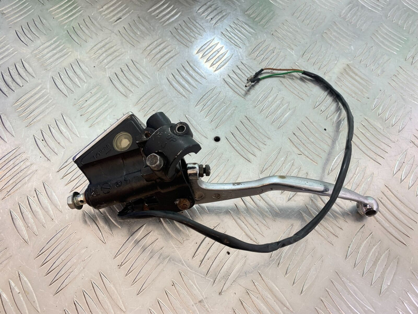 YAMAHA XV750 XV 750 VIRAGO FRONT BRAKE MASTER CYLINDER YEAR 1992 (CMB1016)