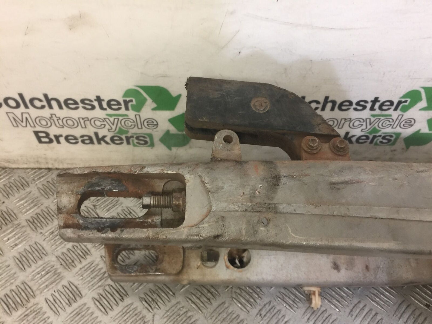 KTM400 KTM 400 EXC SWINGARM YEAR 2004 05 06 (STOCK 647)
