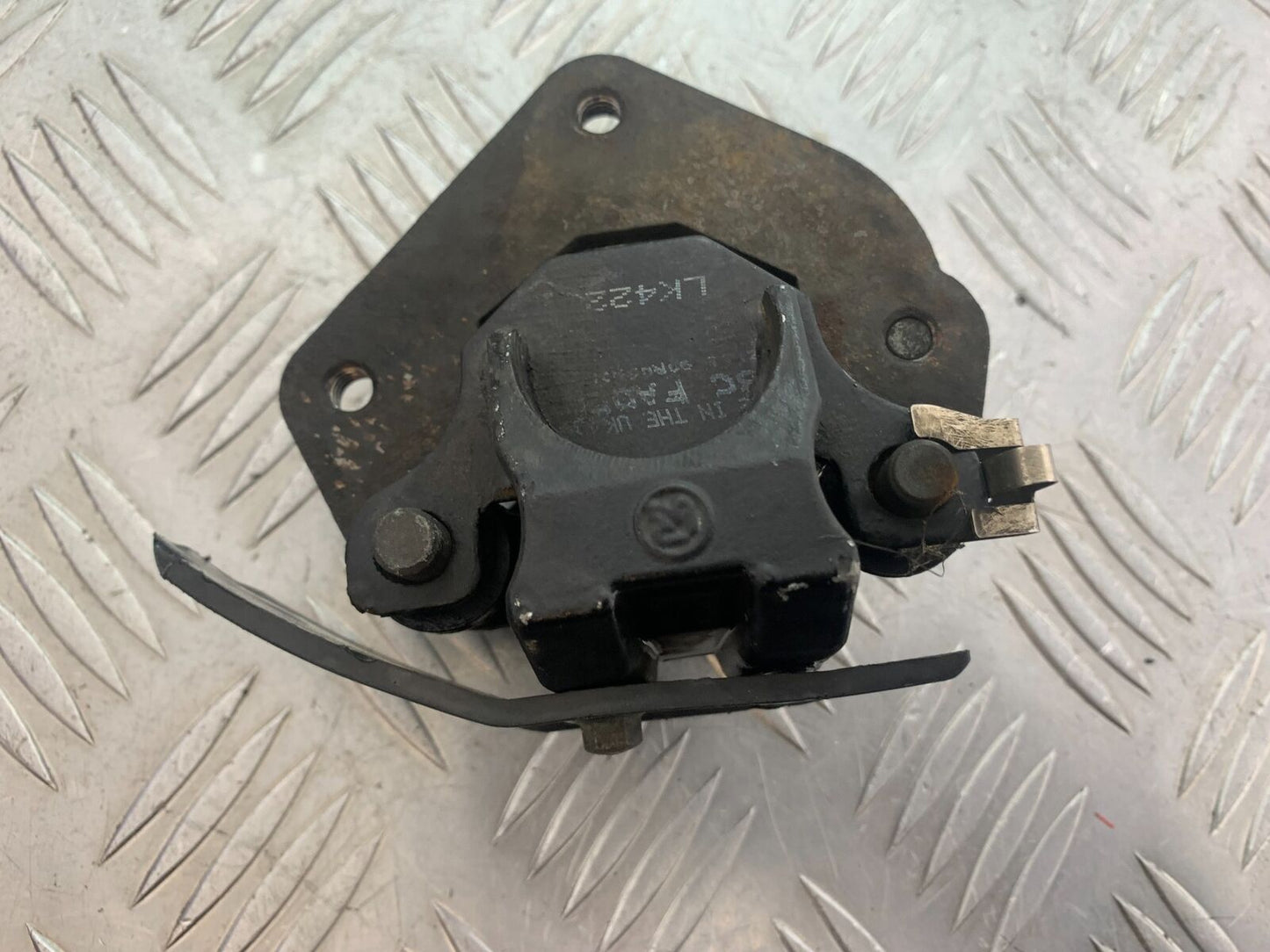HERALD CLASSIC 125 FRONT BRAKE CALIPER YEAR 2014 (CMB1058)
