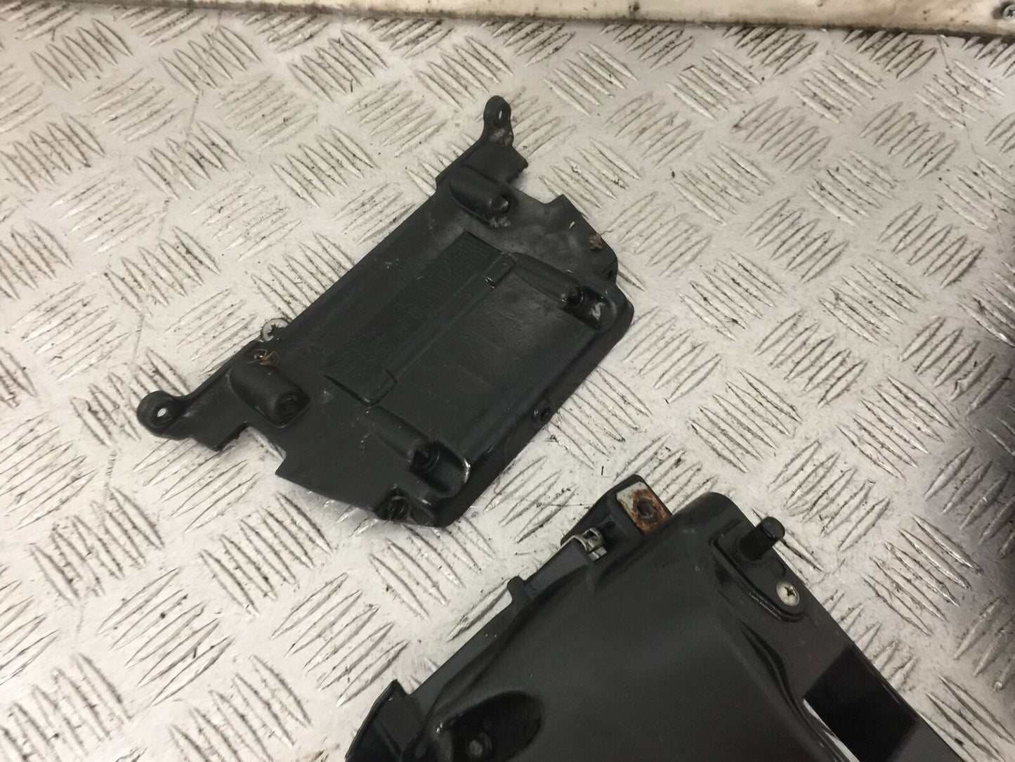 APRILIA 850 MANA AUTOMATIC INFILL PANELS YEAR 2007-2012 (STOCK 875)