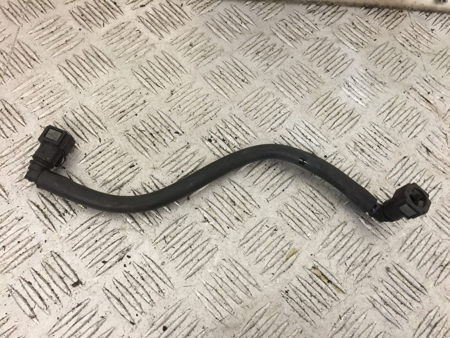YAMAHA YZF R1 5PW FUEL HOSE YEAR 2002-2003 (STOCK 899)
