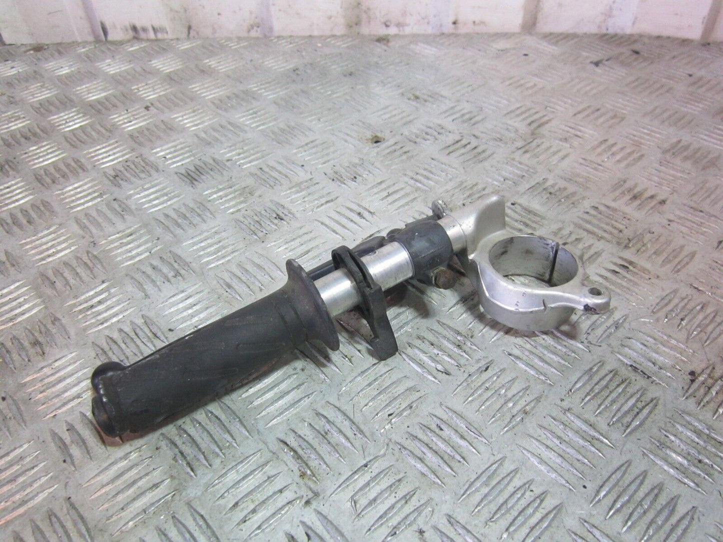 SUZUKI GSXR750 GSXR 750 WN WP LEFT HANDLE BAR YEAR 1991 1993