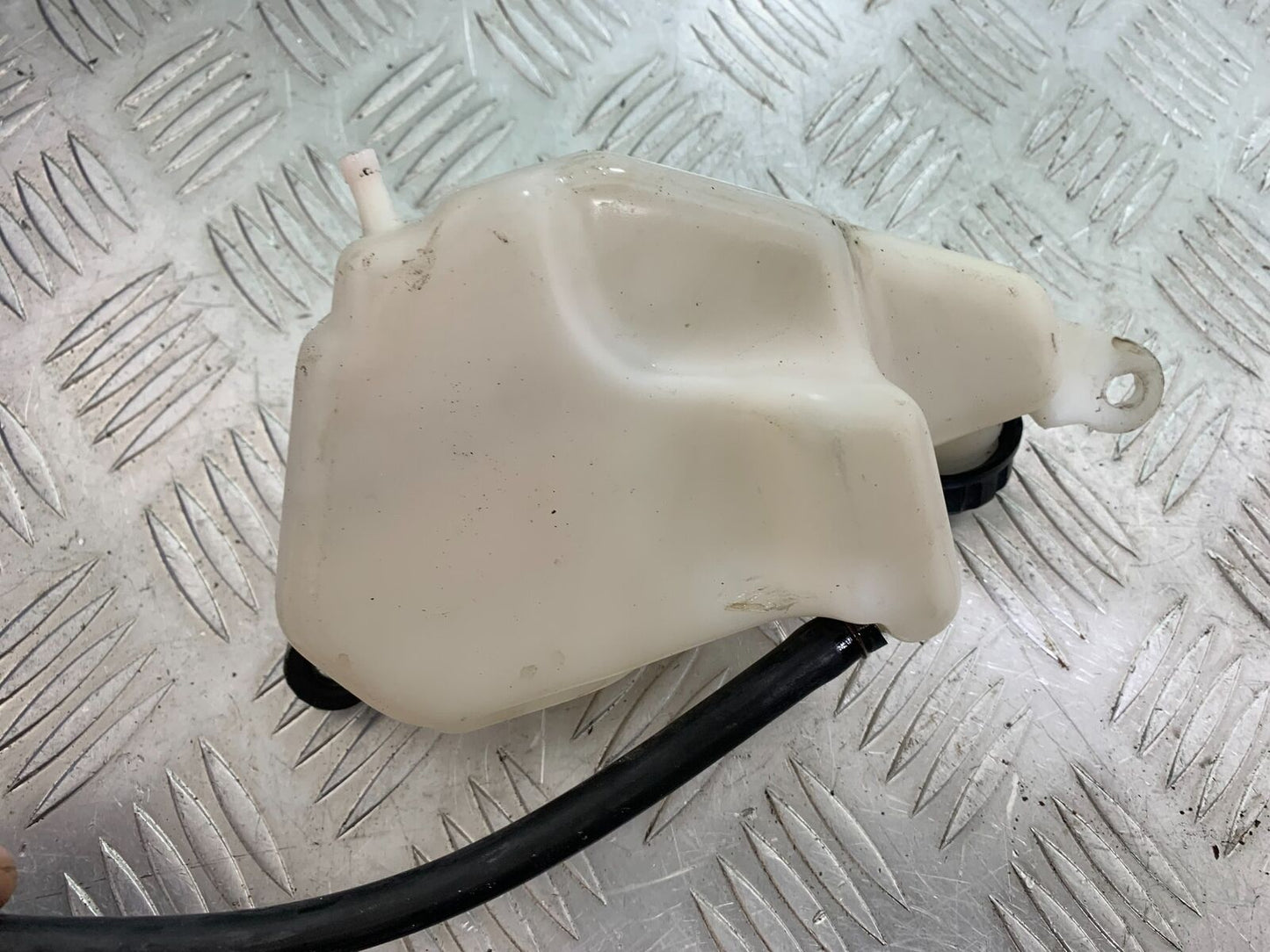 KAWASAKI Z750 Z 750 COOLANT BOTTLE YEAR 2004-2006 (CMB1104)