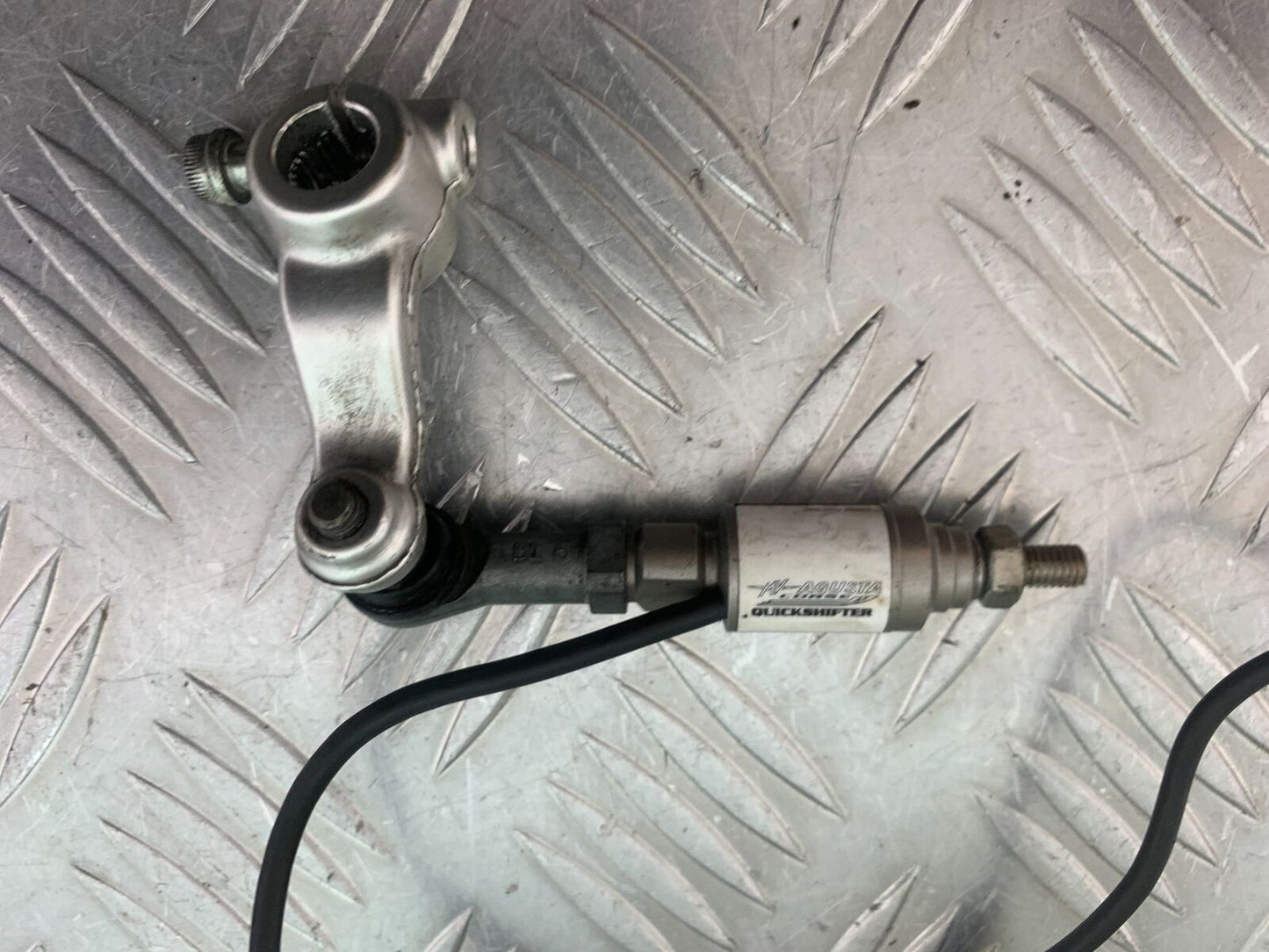MV AGUSTA TURISMO VELOCE 800 QUICK SHIFTER YEAR 2014-17 (CMB1051)