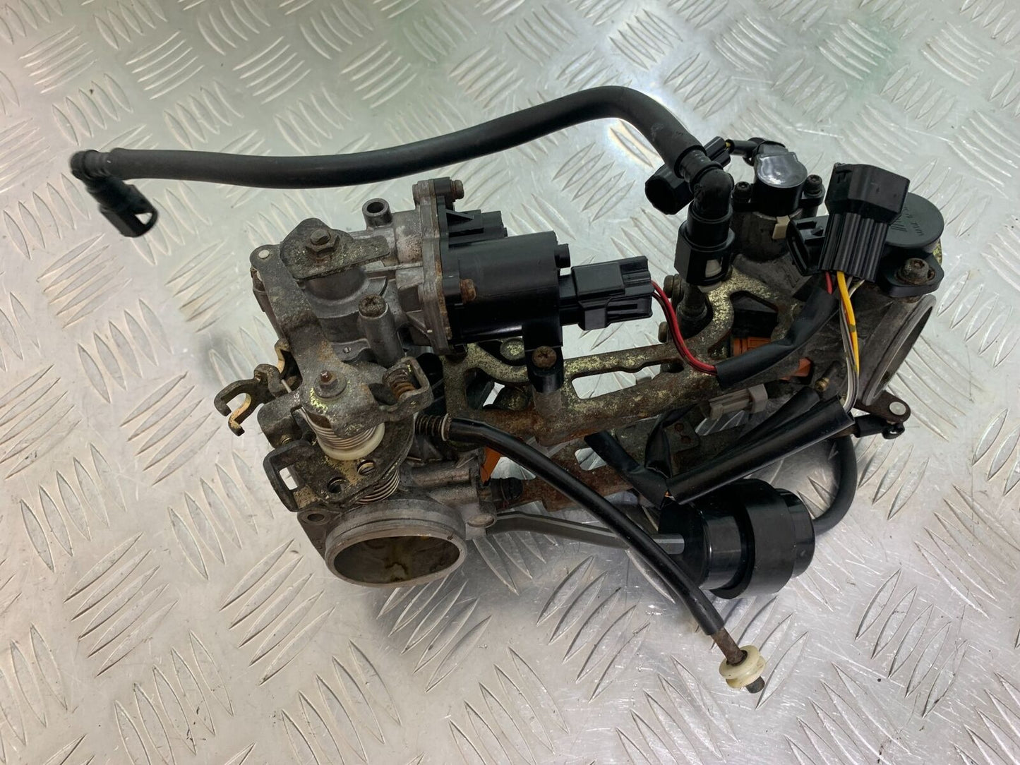 SUZUKI SV650 SV 650 THROTTLE BODIES YEAR 2003-2006 (CMB1024)